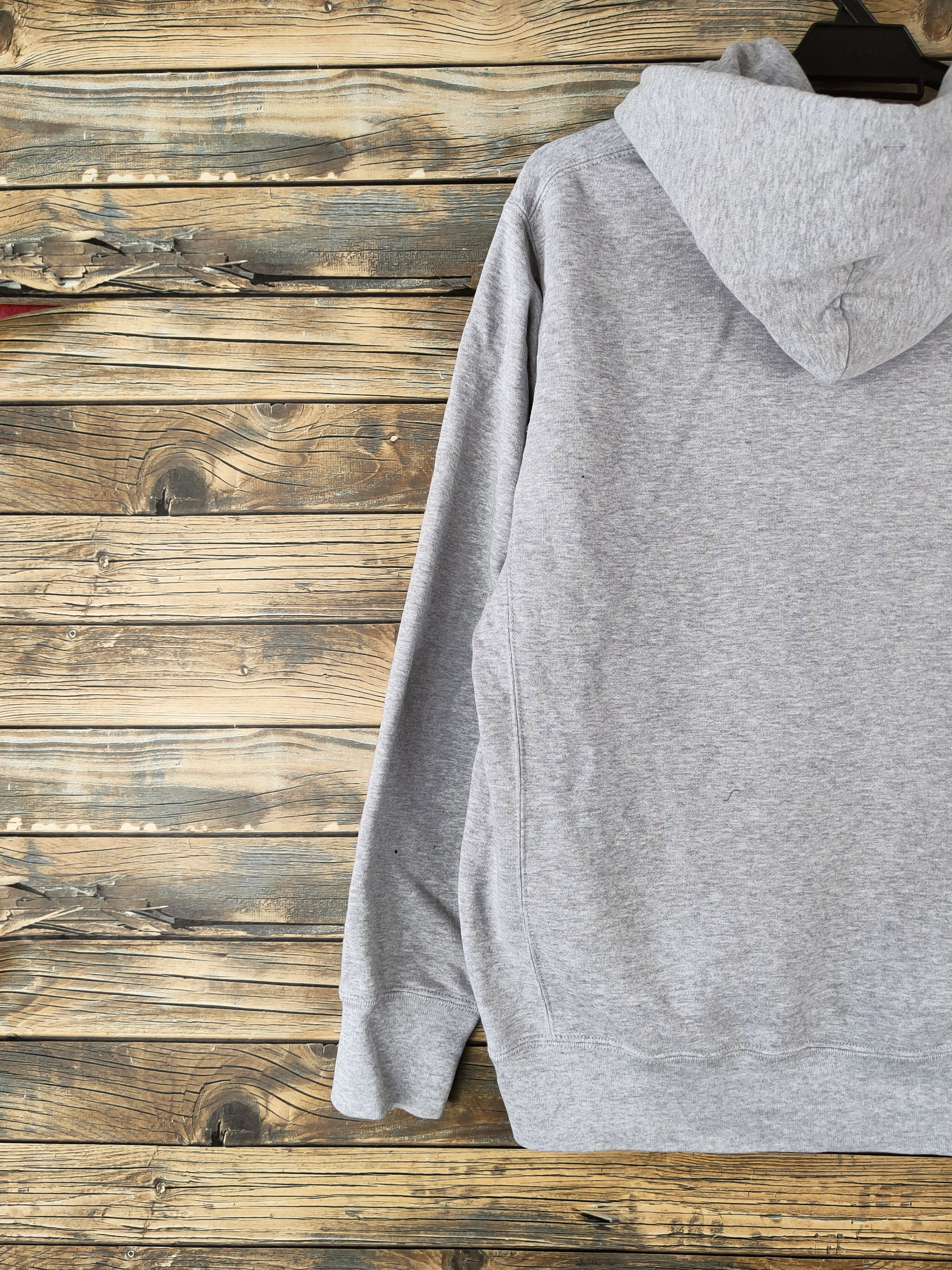 Uniqlo Distressed and Faded stuff by Uniqlo Gray Hoodie Sweatshirt Size US L / EU 52-54 / 3 - 9 Thumbnail