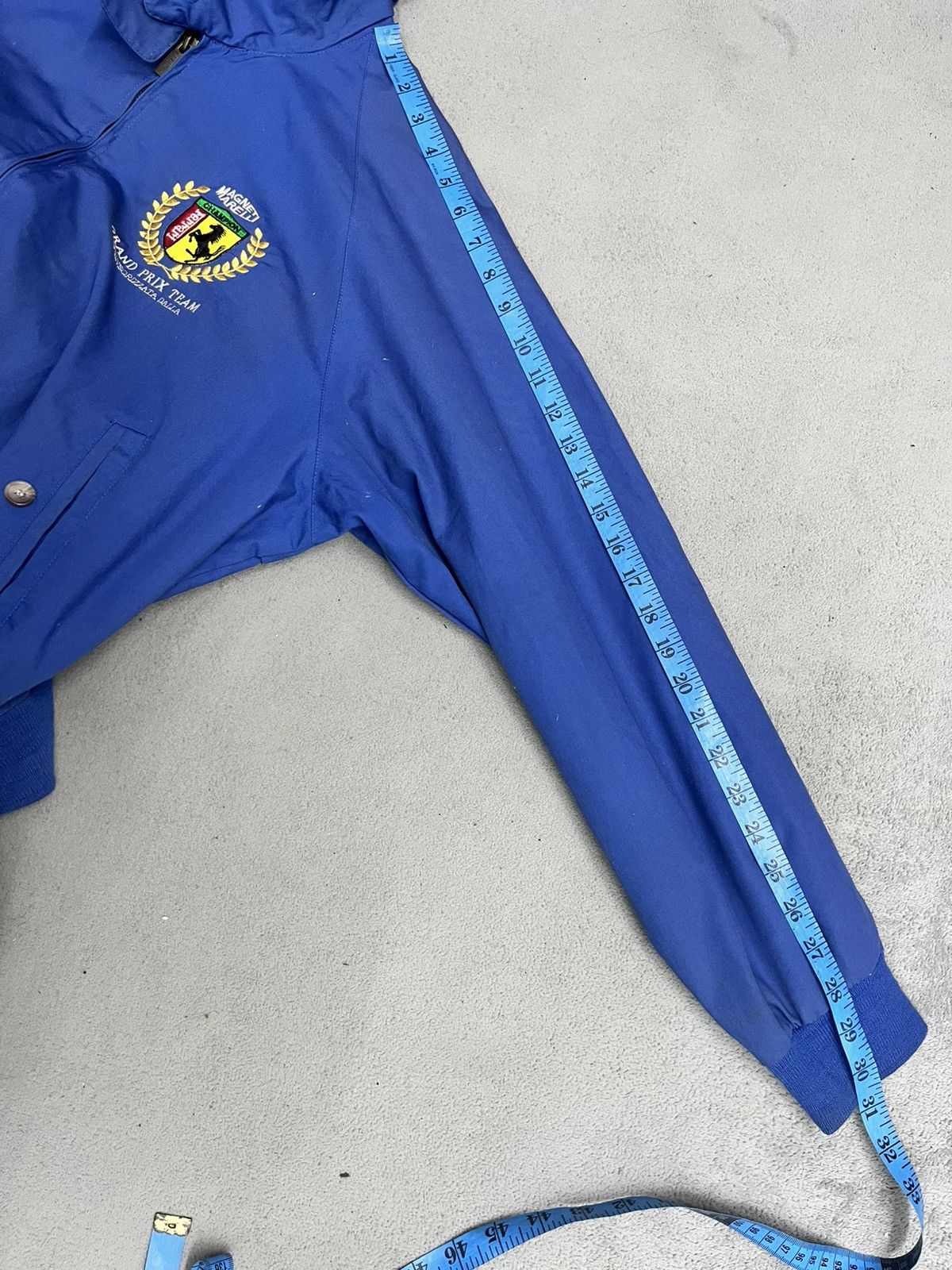 Ferrari MAGNETTI MARELLI FERARRI GRAND PRIX TEAM BOMBER JACKET Size US M / EU 48-50 / 2 - 15 Thumbnail