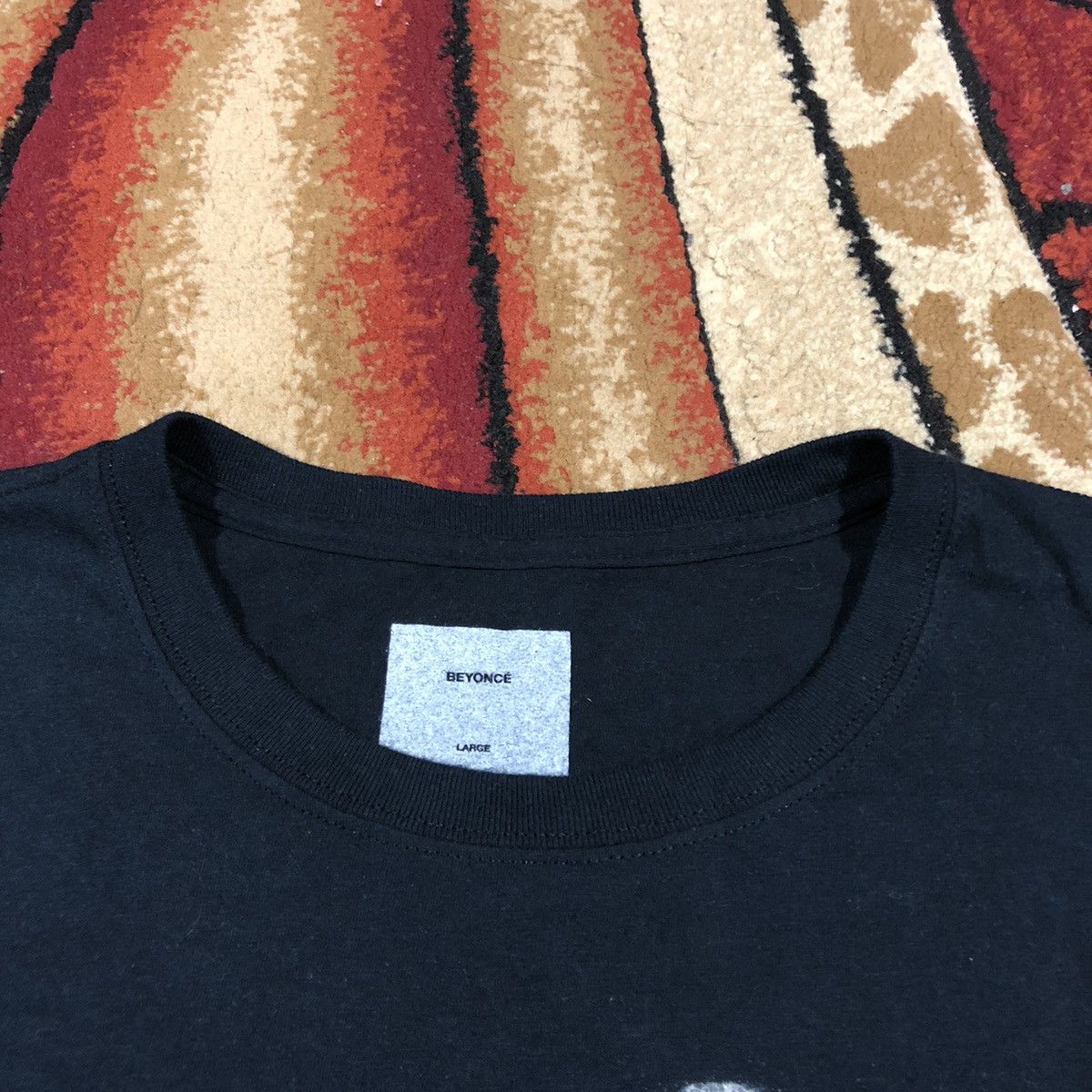Band Tees Vintage 2016 Beyonce Overprint Tour T Shirt Size US L / EU 52-54 / 3 - 4 Thumbnail