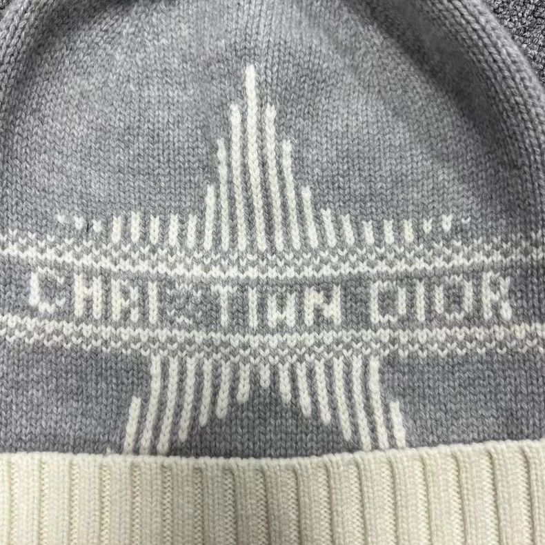 Dior Dior The latest gray letter pattern simple trendy velvet ha Size ONE SIZE - 2 Thumbnail