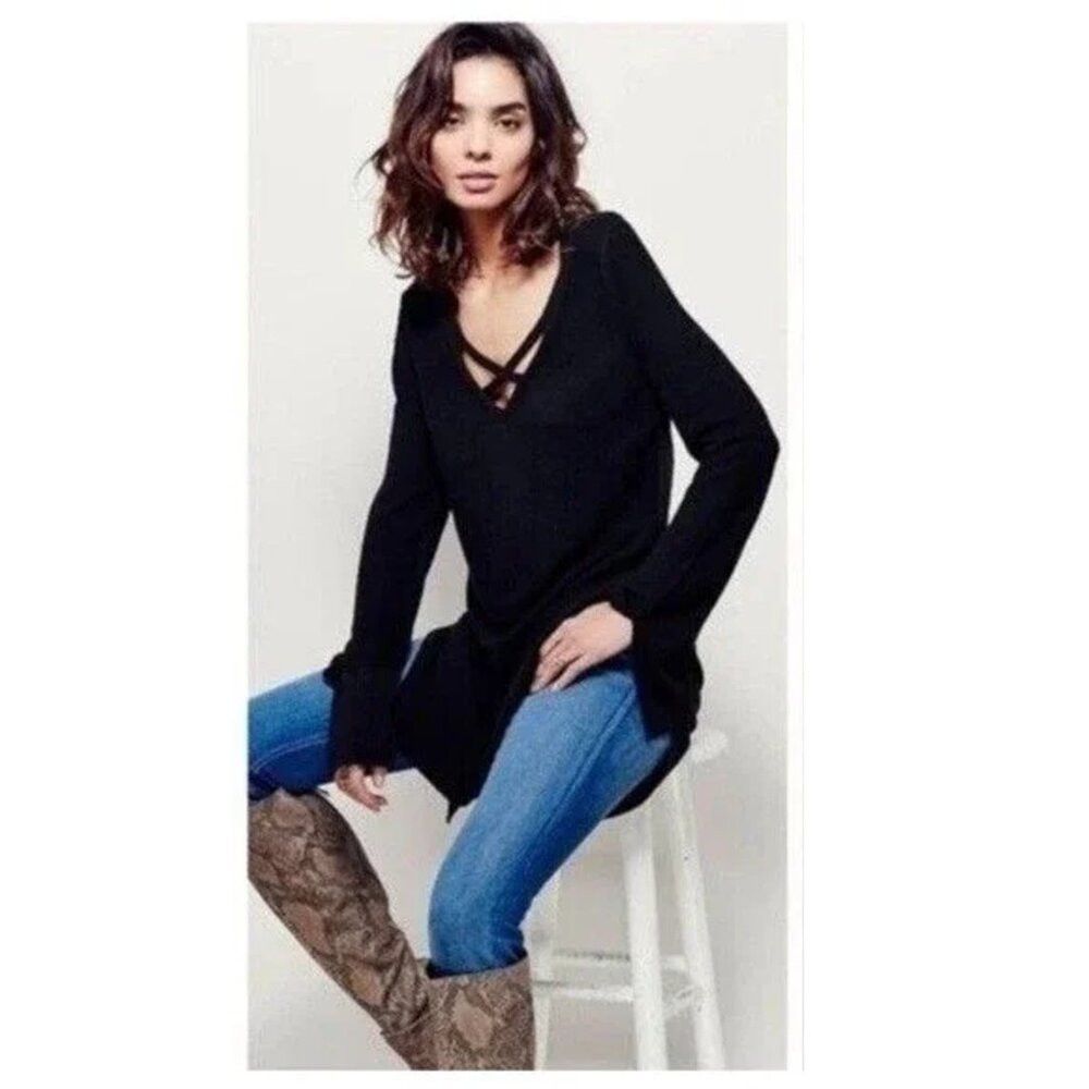 Free People Free People Crisscross Black Tunic Sweater Size S Size S / US 4 / IT 40 - 1 Thumbnail