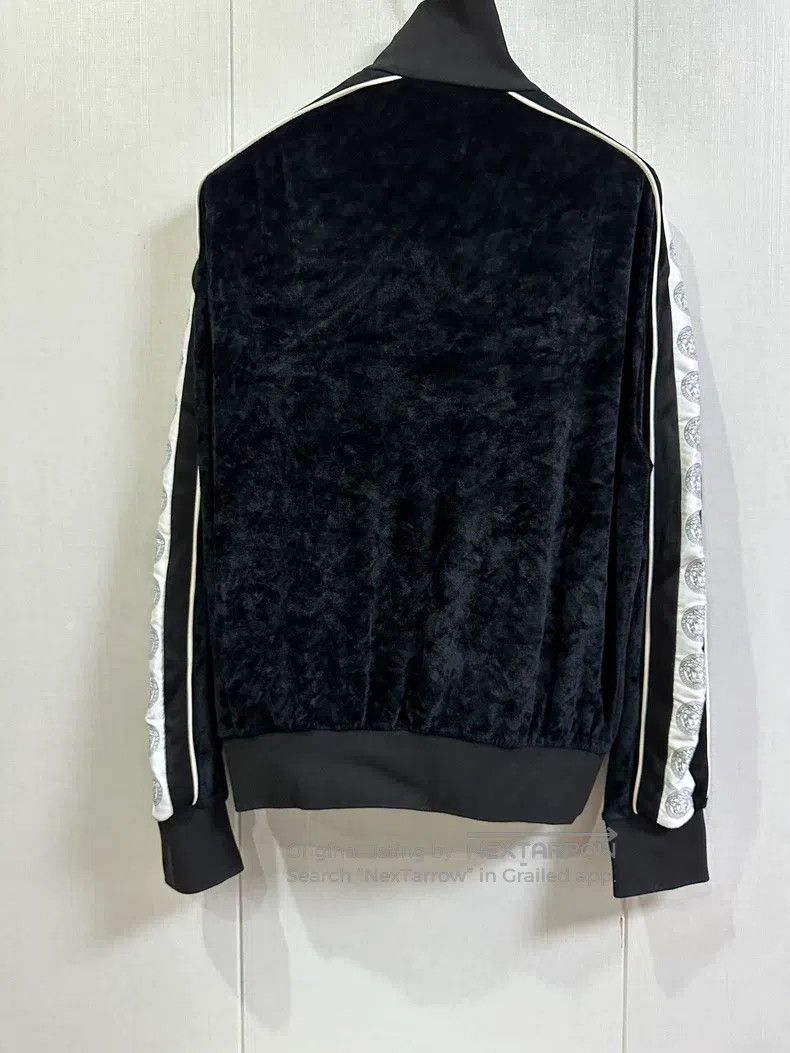 Versace Versace Velvet skewer Medusa avatar coat Size US S / EU 44-46 / 1 - 4 Thumbnail