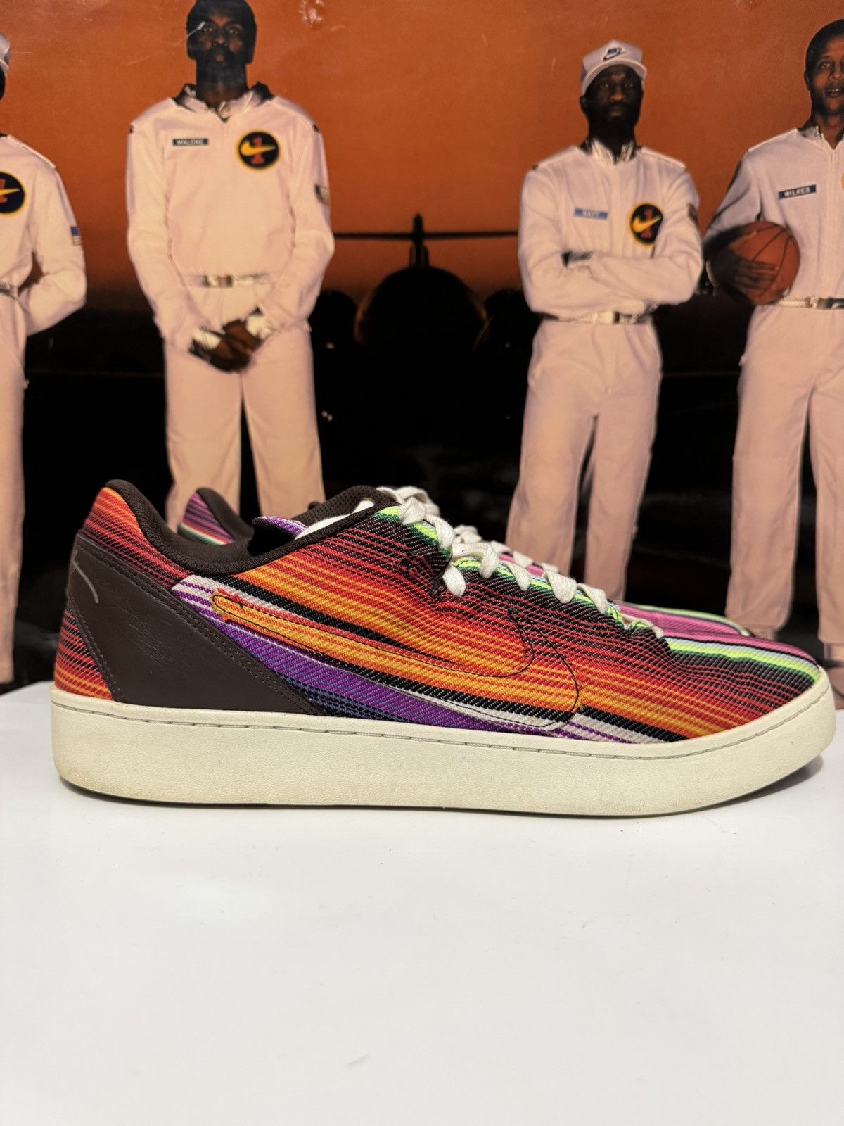 Nike Nike Kobe 8 NSW Lifestyle Mexican Blanket Sz 10 582552-800 Size US 10 / EU 43 - 3 Thumbnail