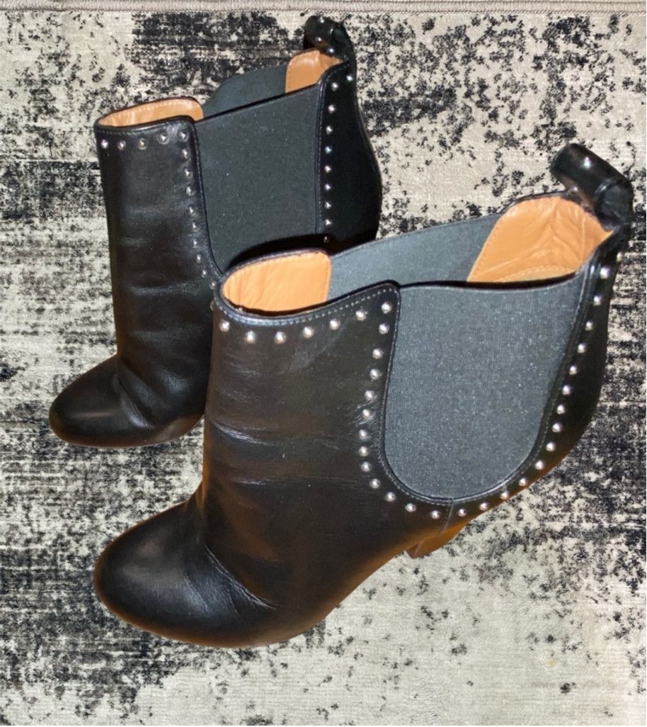 Givenchy Women's Givenchy Black Leather Ankle Boots Size 38 Size US 8 / IT 38 - 13 Thumbnail