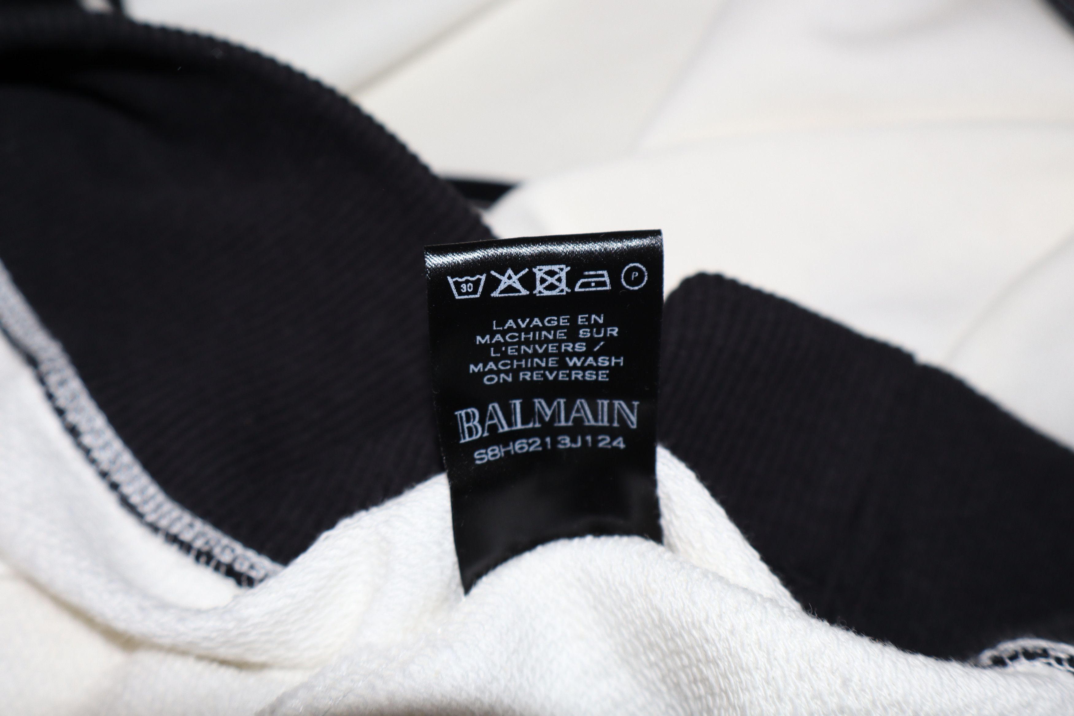 Balmain Baroque logo print hoodie Size US XL / EU 56 / 4 - 15 Thumbnail