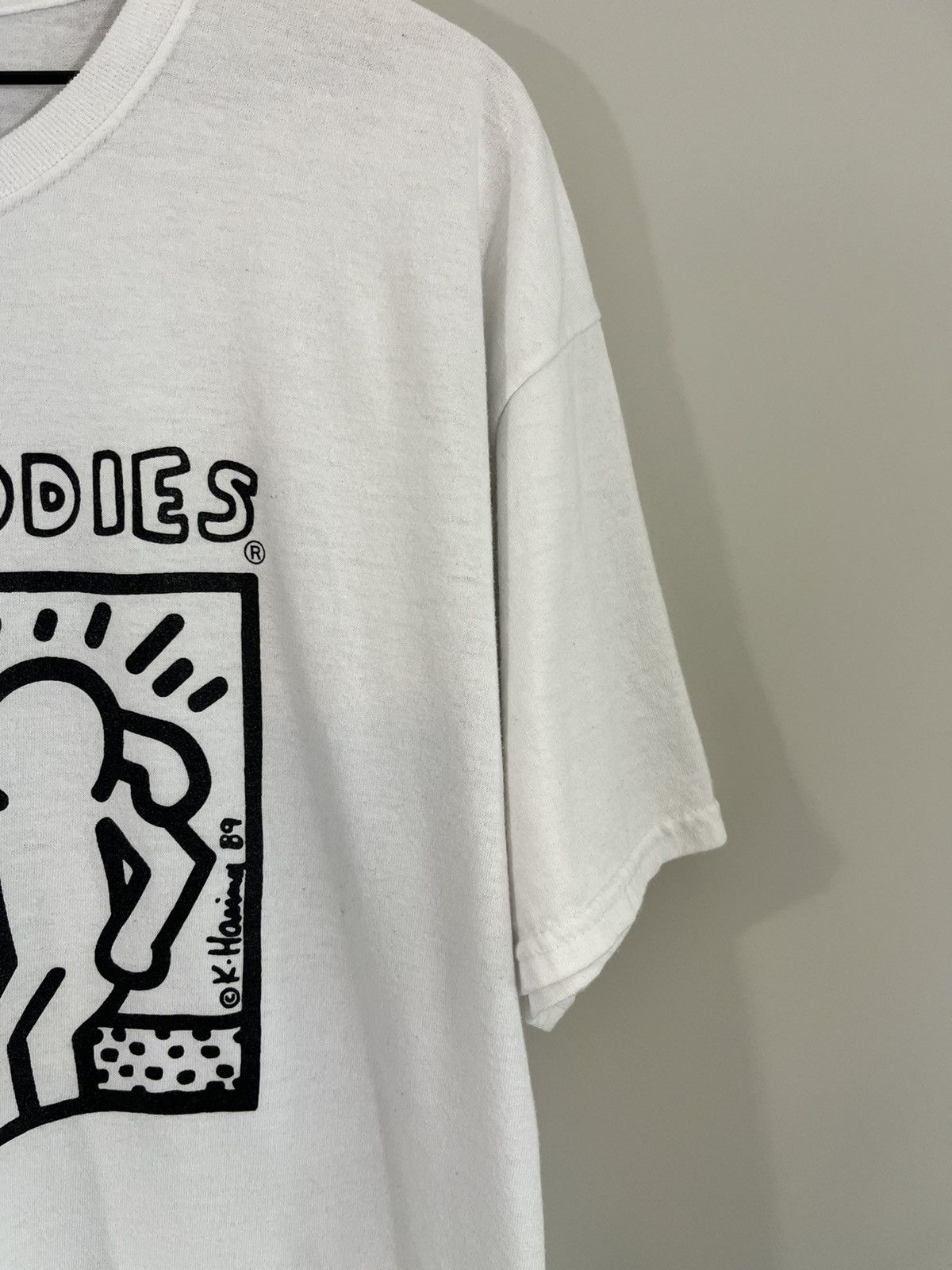Keith Haring Best Buddies Keith Haring Graphic Tee Size US XL / EU 56 / 4 - 6 Thumbnail