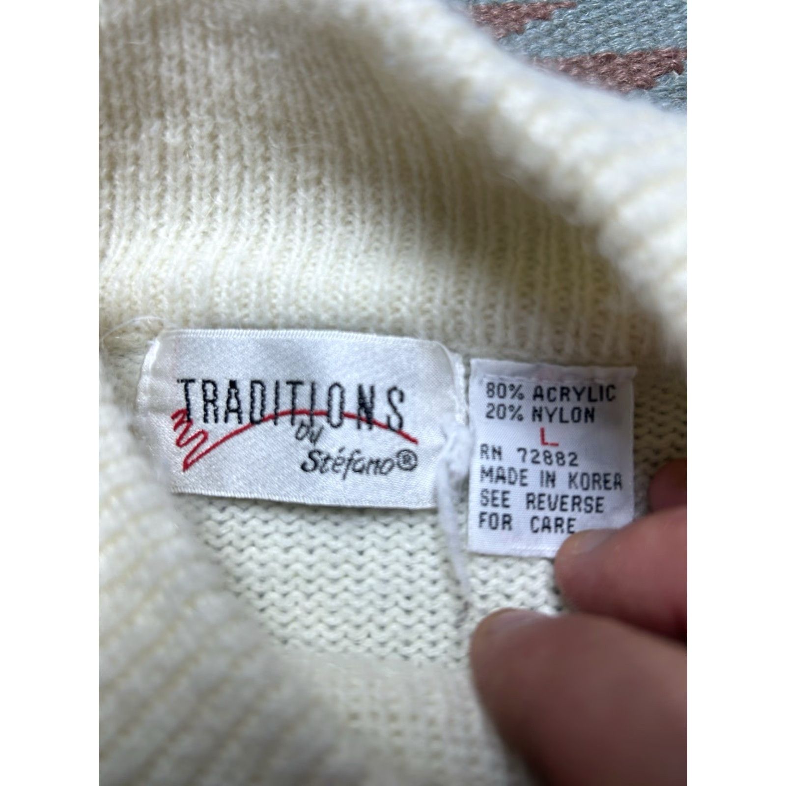 Vintage Vintage 80s Acrylic Blend Adult Large Knit Flower Soft Sweater User: Vintage 80s Acrylic Blend Adult Large Knit Flower Soft Sweater Size L / US 10 / IT 46 - 4 Thumbnail