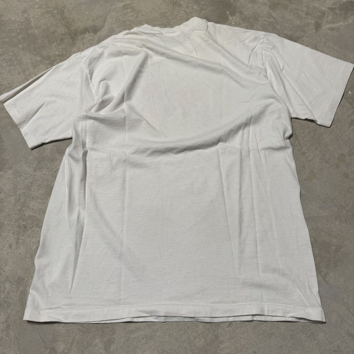Vintage vintage 90s faded Picasso flowers faded art t-shirt large Size US L / EU 52-54 / 3 - 5 Thumbnail