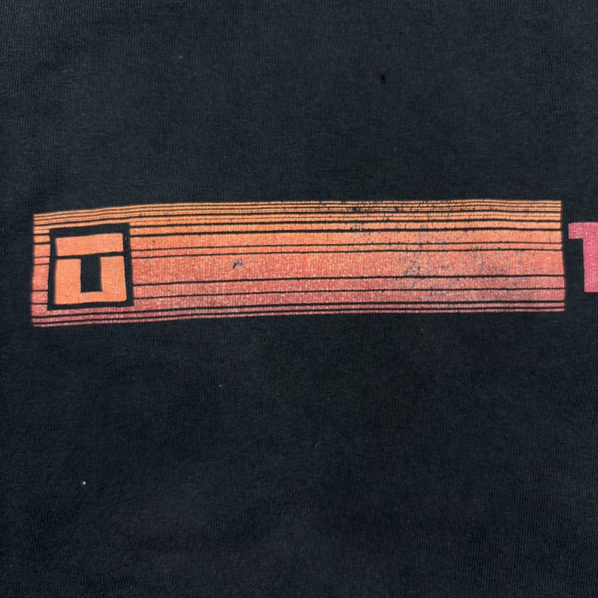 Band Tees Original vintage Trapt – Logo Graphic (early 2000s) Size US L / EU 52-54 / 3 - 4 Thumbnail