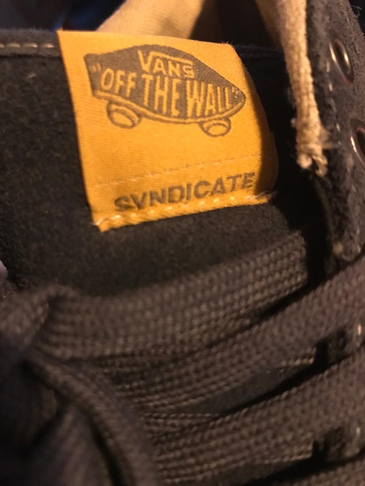 Syndicate × Vans Tony Alva Signature Mid-Hi old skool sk8 Vans Rare NOS Size US 10 / EU 43 - 8 Thumbnail