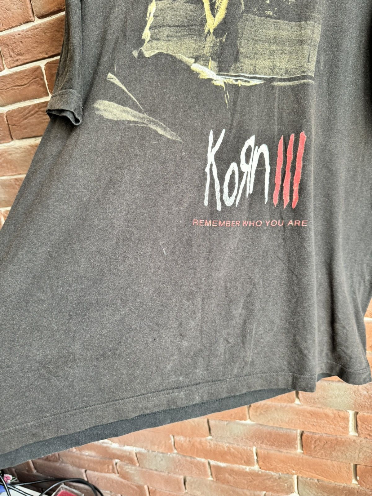 Vintage Vintage 00s Korn Tee Remember Who You Are Nu Metal Band Tee Size US XL / EU 56 / 4 - 4 Thumbnail