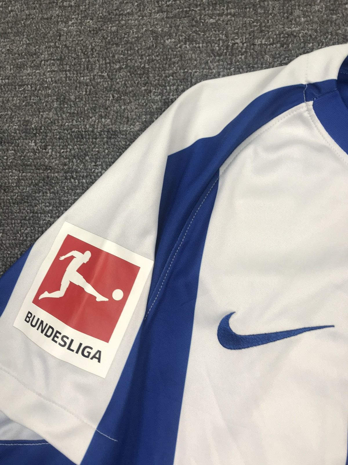 Nike Nike Hertha Berlin FC Home Football 19/20 DODI LUKEBAKIO #28 Size US S / EU 44-46 / 1 - 6 Thumbnail