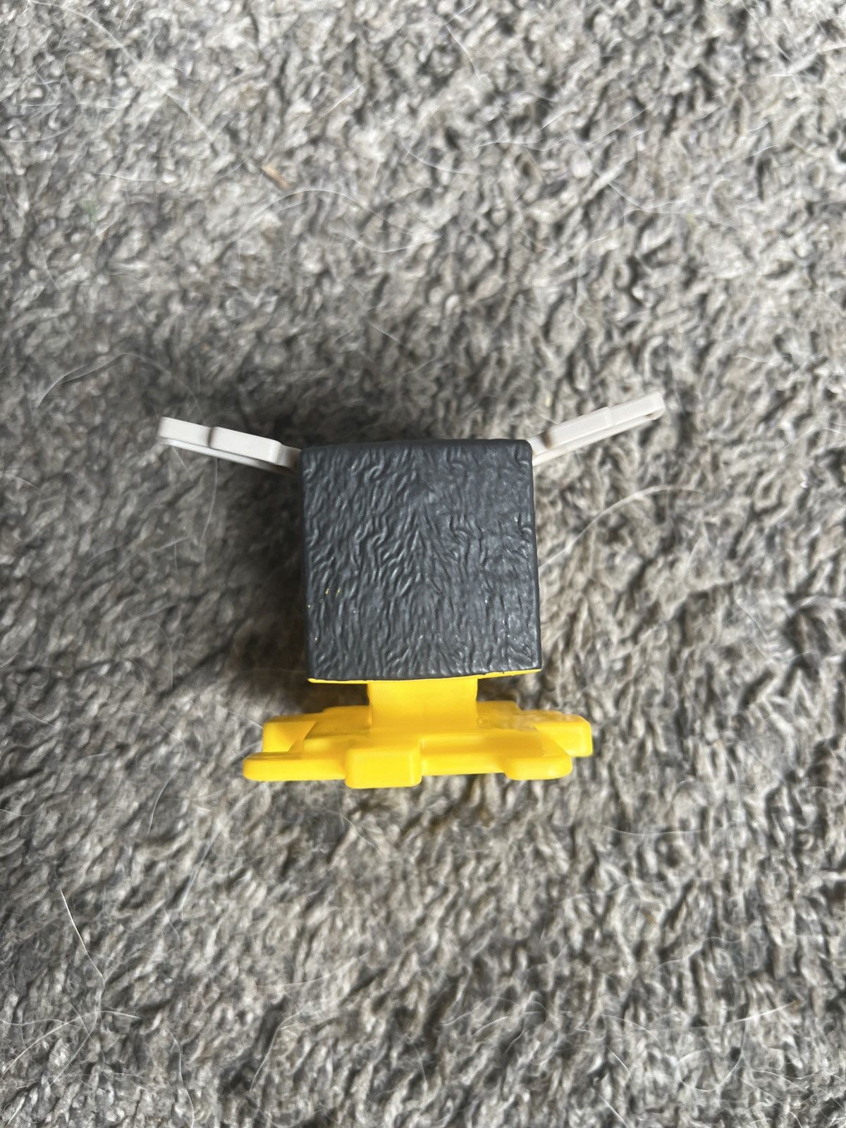 Warner Bros 2025 McDonald’s A Minecraft Movie Bee Figure Size ONE SIZE - 2 Thumbnail