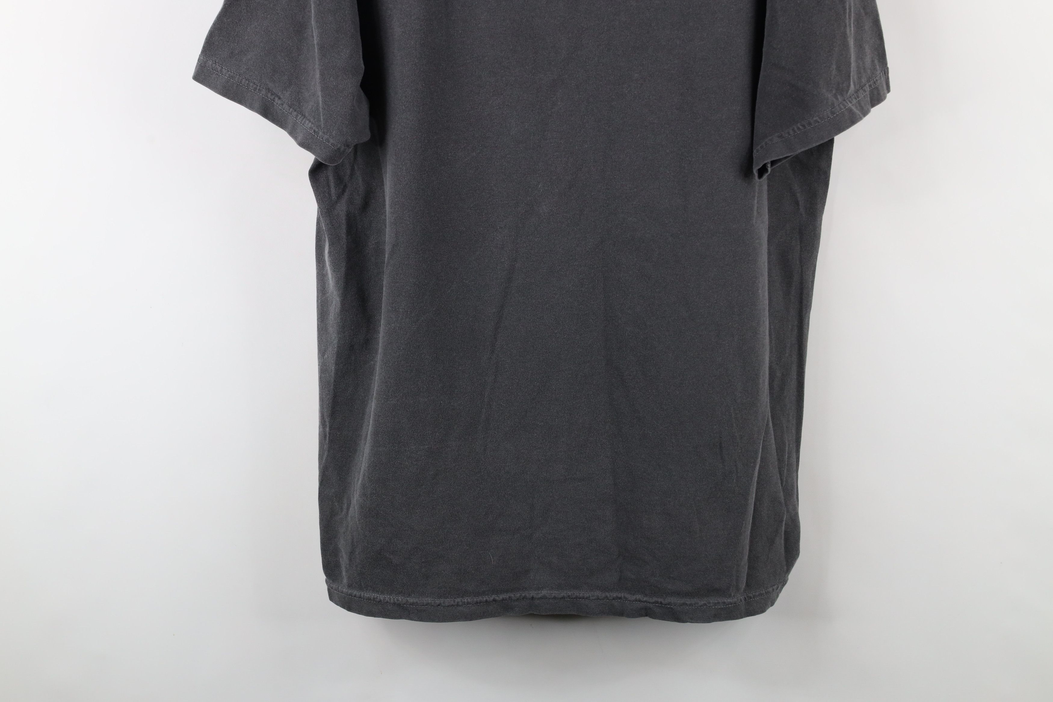 Vintage Vintage 90s Streetwear Stonewash Dye Heavyweight T-Shirt Size US L / EU 52-54 / 3 - 3 Thumbnail