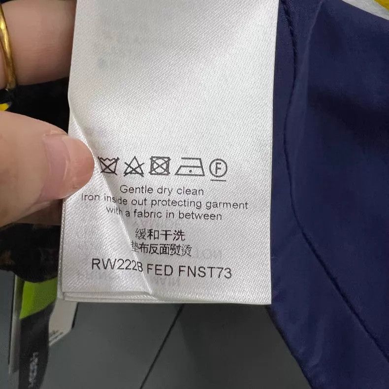 Louis Vuitton Louis Vuitton Size US M / EU 48-50 / 2 - 4 Thumbnail