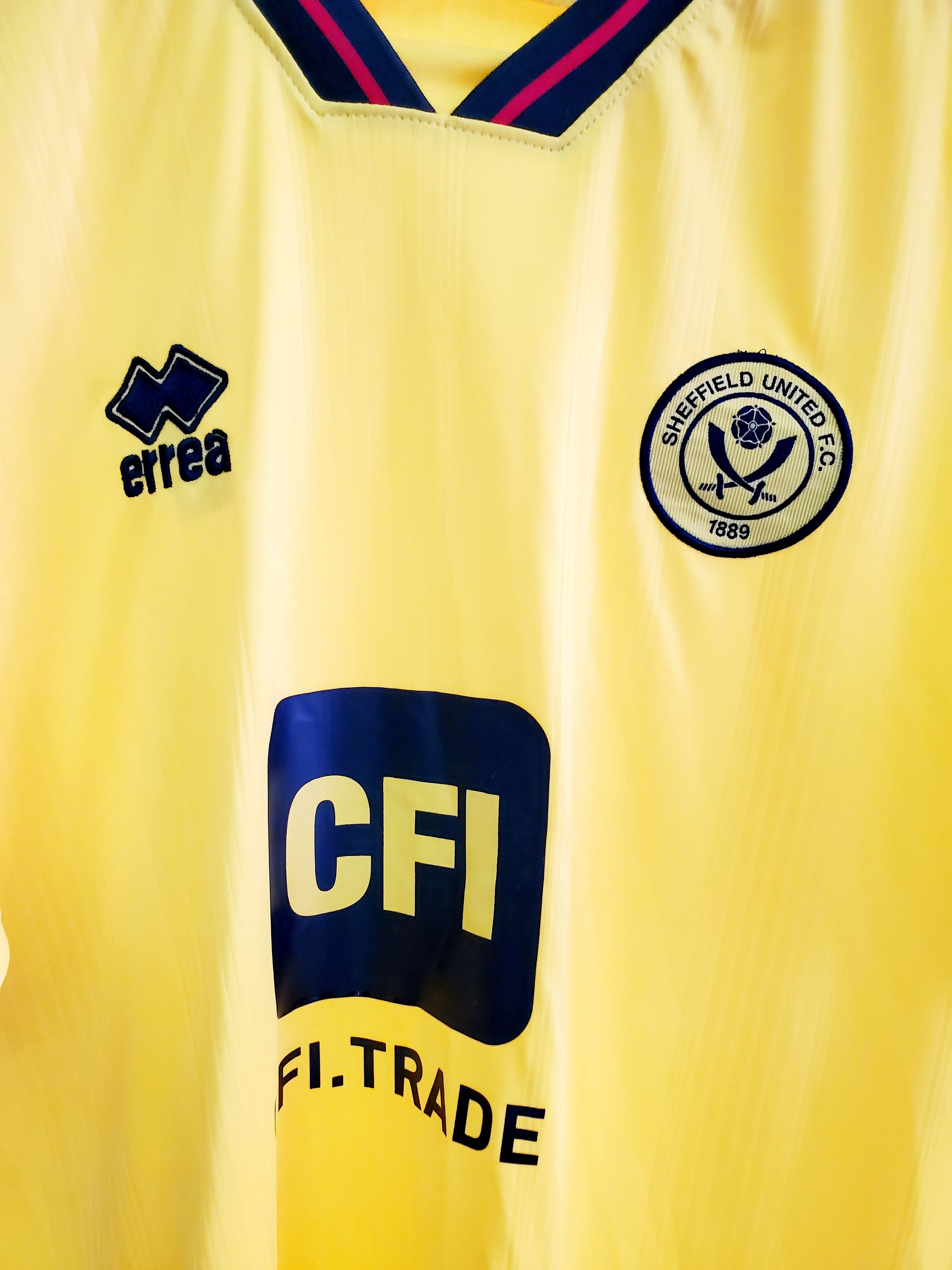 Errea Sheffield United 2023/24 Away Jersey perfect condition XXL Size US XXL / EU 58 / 5 - 2 Thumbnail