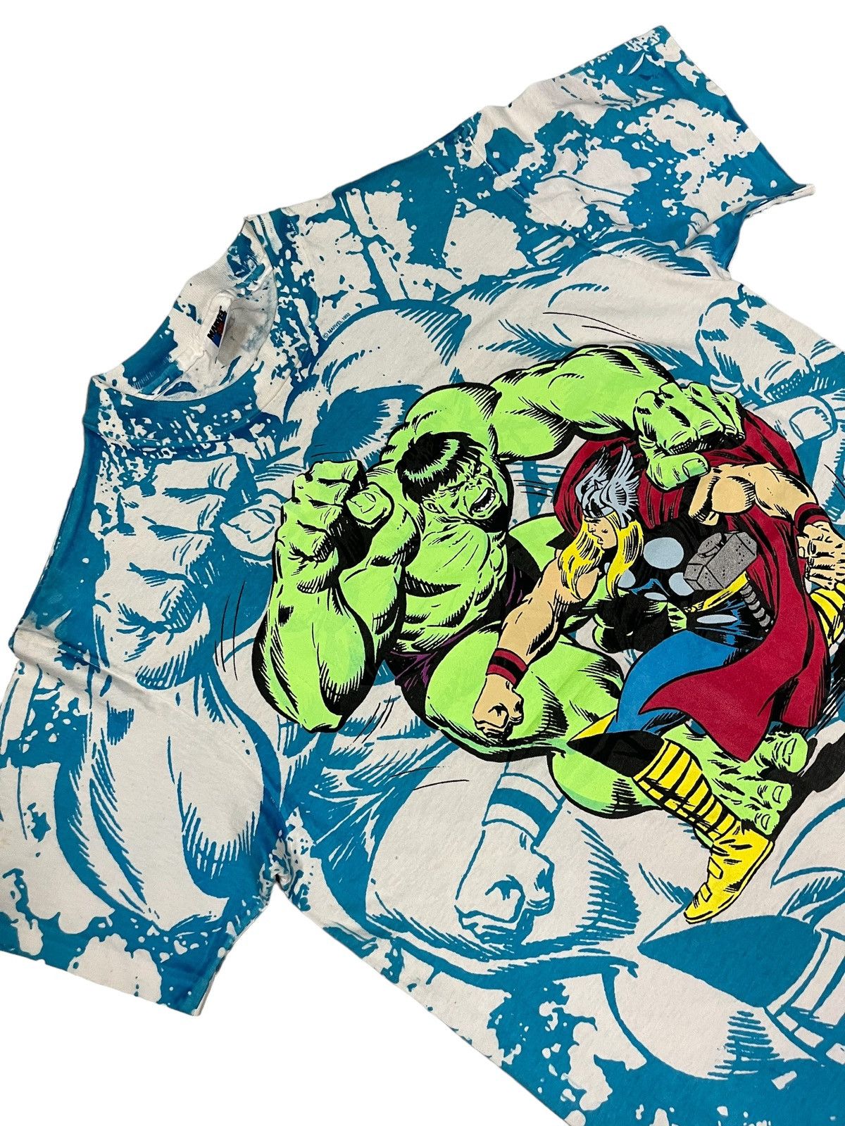 Band Tees Vintage Hulk VS Thor AOP 90s (1992) t shirt Size US L / EU 52-54 / 3 - 7 Thumbnail