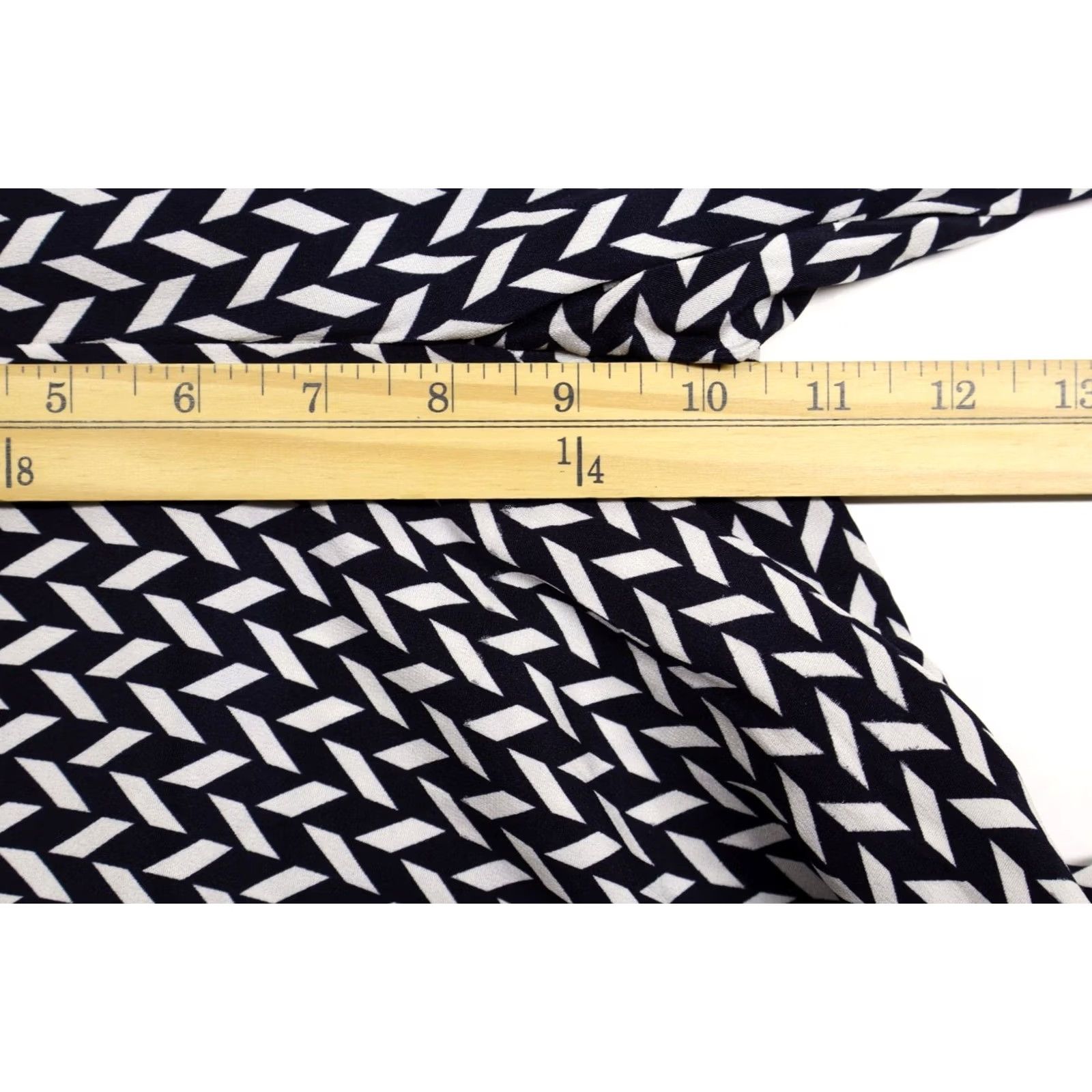 Theory Theory Women's Silk Pull-On Geometric Print Pants Navy Sz 4 Size 27" / US 4 / IT 40 - 7 Thumbnail