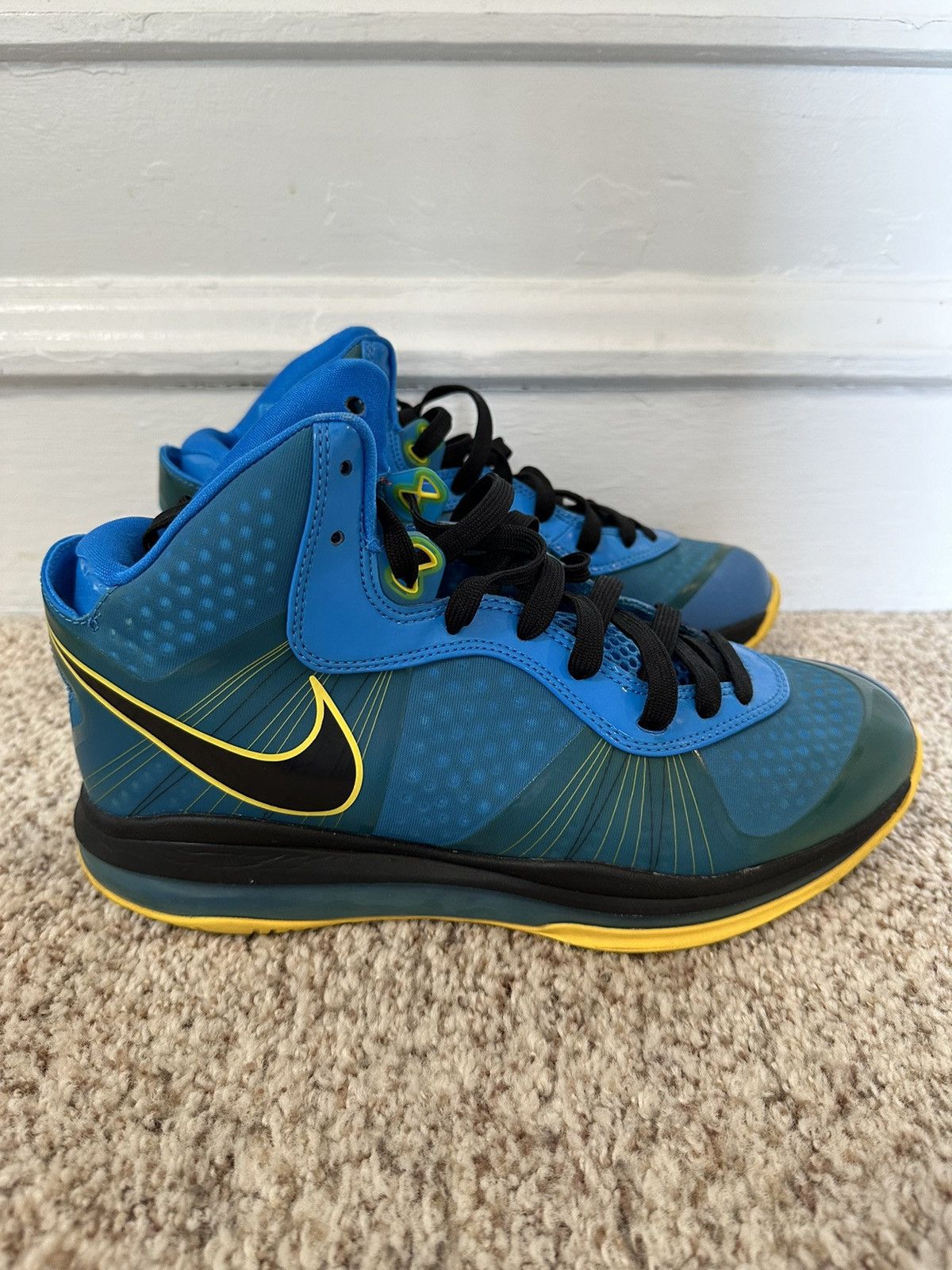 Nike NIKE LEBRON 8 ENTOURAGE OG NO BOX 10.5 Size US 10.5 / EU 43-44 - 2 Thumbnail