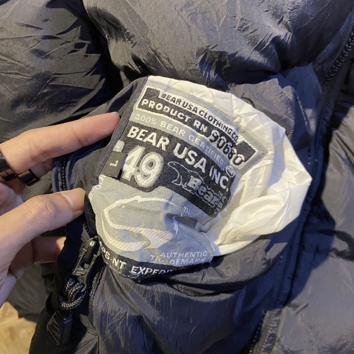 Vintage Vintage 90s Bear USA Reversible Light Puffer Jackets Size US L / EU 52-54 / 3 - 24 Thumbnail