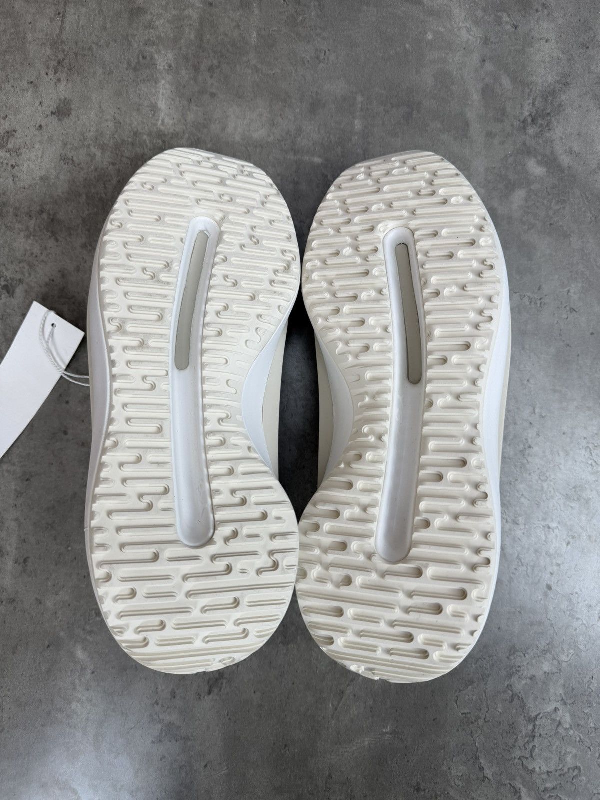Y-3 Adidas Y-3 Yohji Yamamoto Ajatu Run Off White Sneakers Size US 10 / EU 43 - 10 Thumbnail