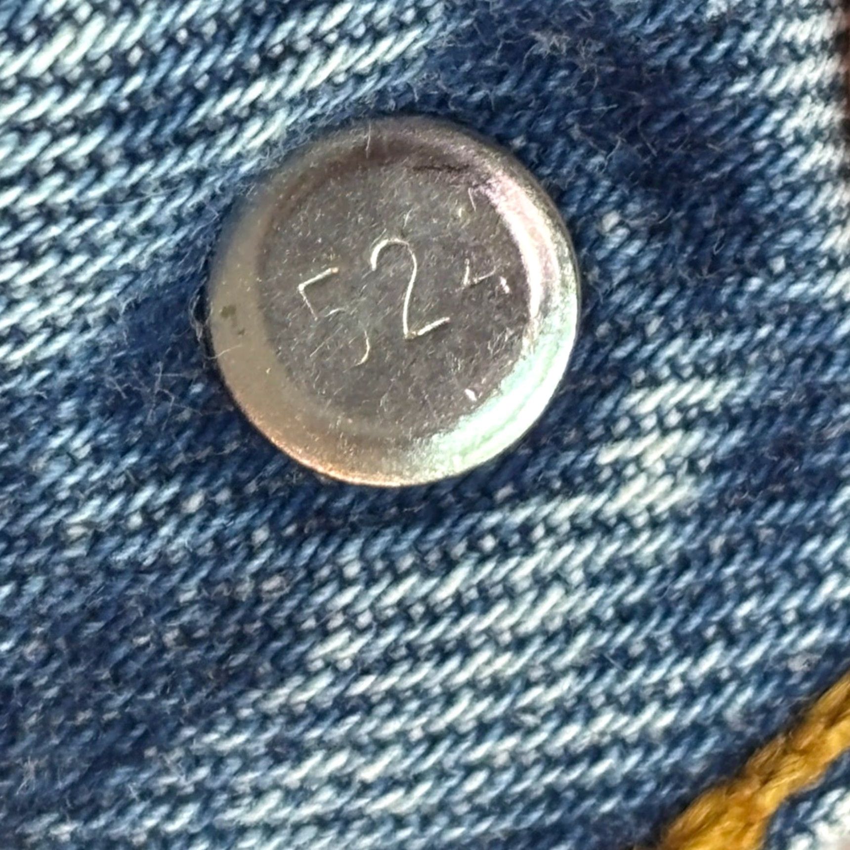 Levi's VINTAGE Levi’s 501xx Shrink-to-Fit Jeans Shirt or Jeans? Size US 40 / EU 56 - 7 Thumbnail