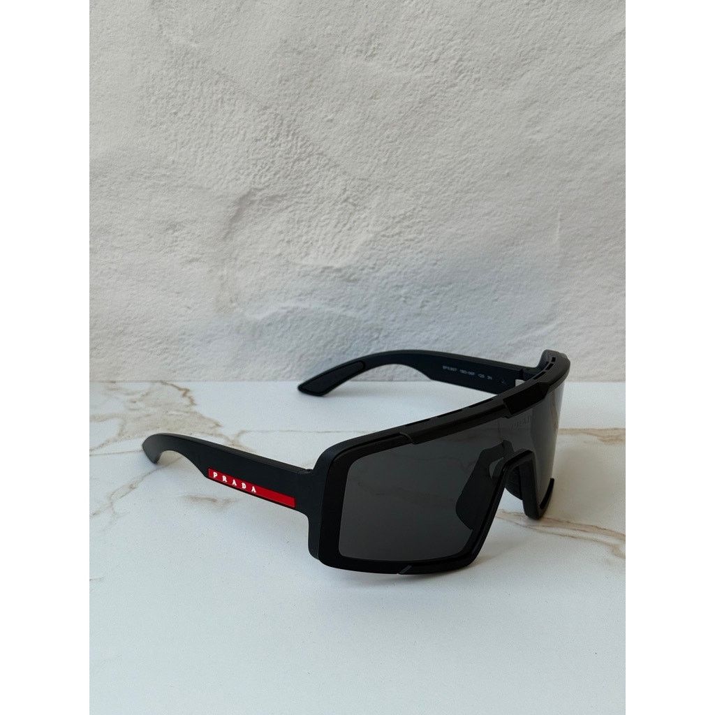 Prada NEW Prada Sport PS B07S Sunglasses in Black $548 Size ONE SIZE - 4 Thumbnail