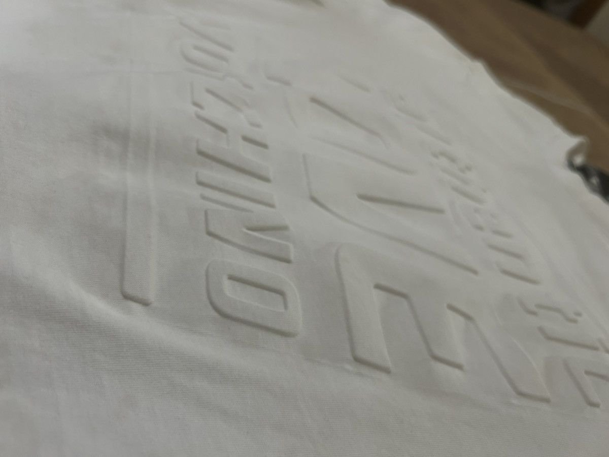 Moschino White Moschino 3d logo tee Size US XS / EU 42 / 0 - 3 Thumbnail