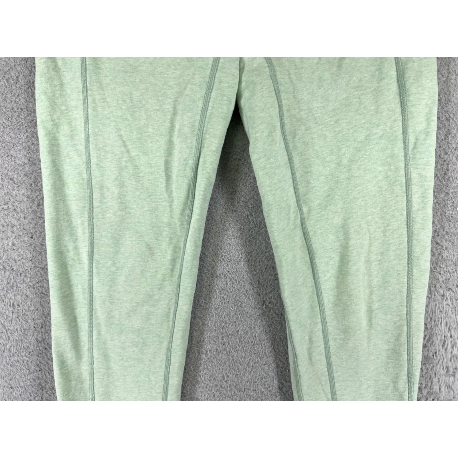 Lululemon LULULEMON Green Sweatpants Womens 8 French Terry Activewear Yoga Size 30" / US 8 / IT 44 - 3 Thumbnail