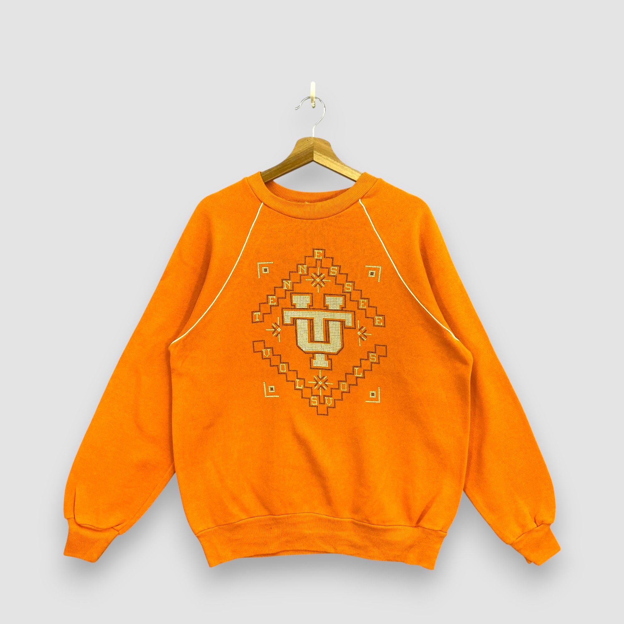 Vintage Vintage 90s Tennessee University Vols UT Pullover Sweater Size US L / EU 52-54 / 3 - 1 Thumbnail