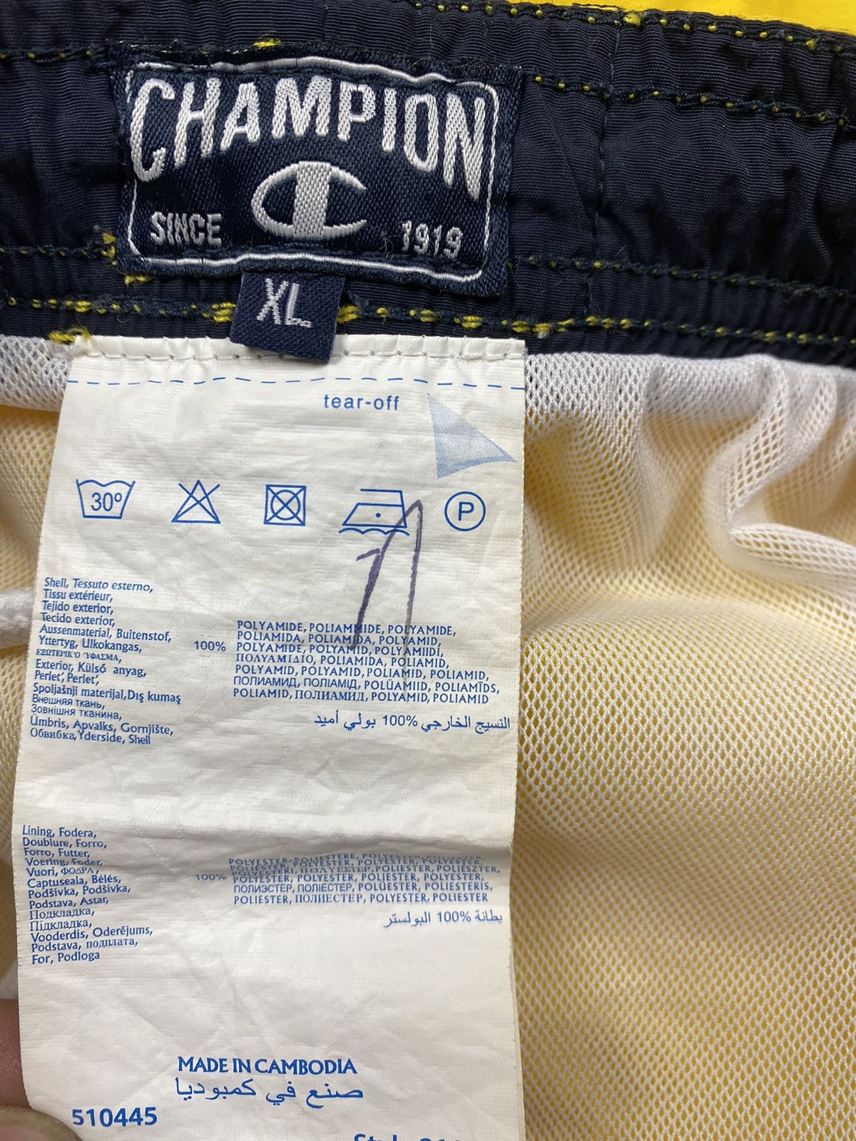 Champion × Vintage Vintage Champion Big Logo Shorts Size XL Size US 36 / EU 52 - 11 Thumbnail