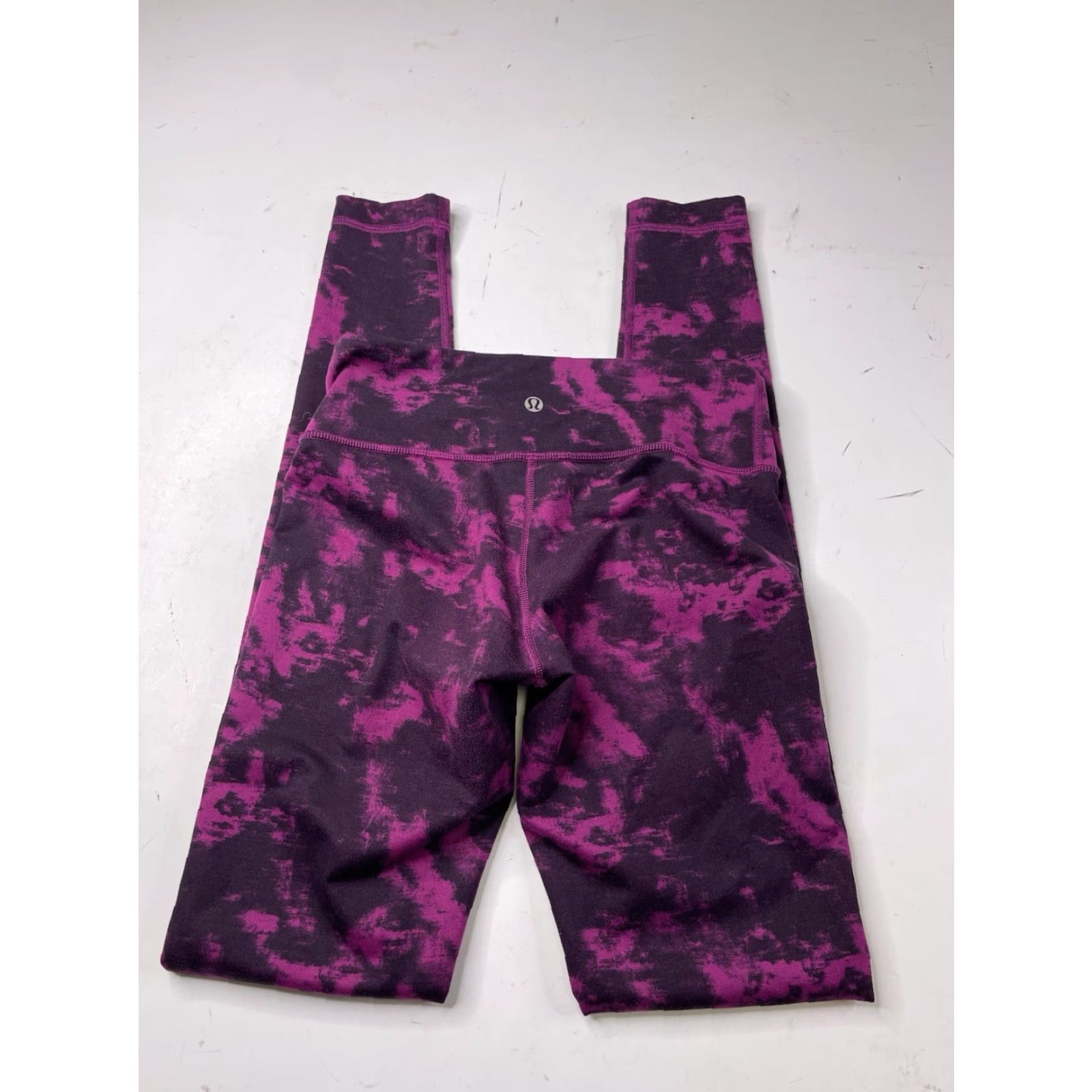 Lululemon Lululemon Breezie Regal Plum Black Women's Leggings Size 4 User: Lululemon Breezie Regal Plum Black Women's Leggings Size 4 Size 27" / US 4 / IT 40 - 2 Thumbnail