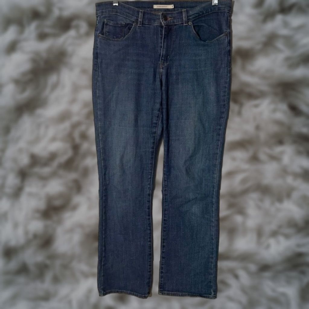 Levi's Levi's Bootcut Denim Jeans Woman Size 8 Blue Washed Classic Regular Bootscut Mens? Size 30" / US 8 / IT 44 - 1 Thumbnail