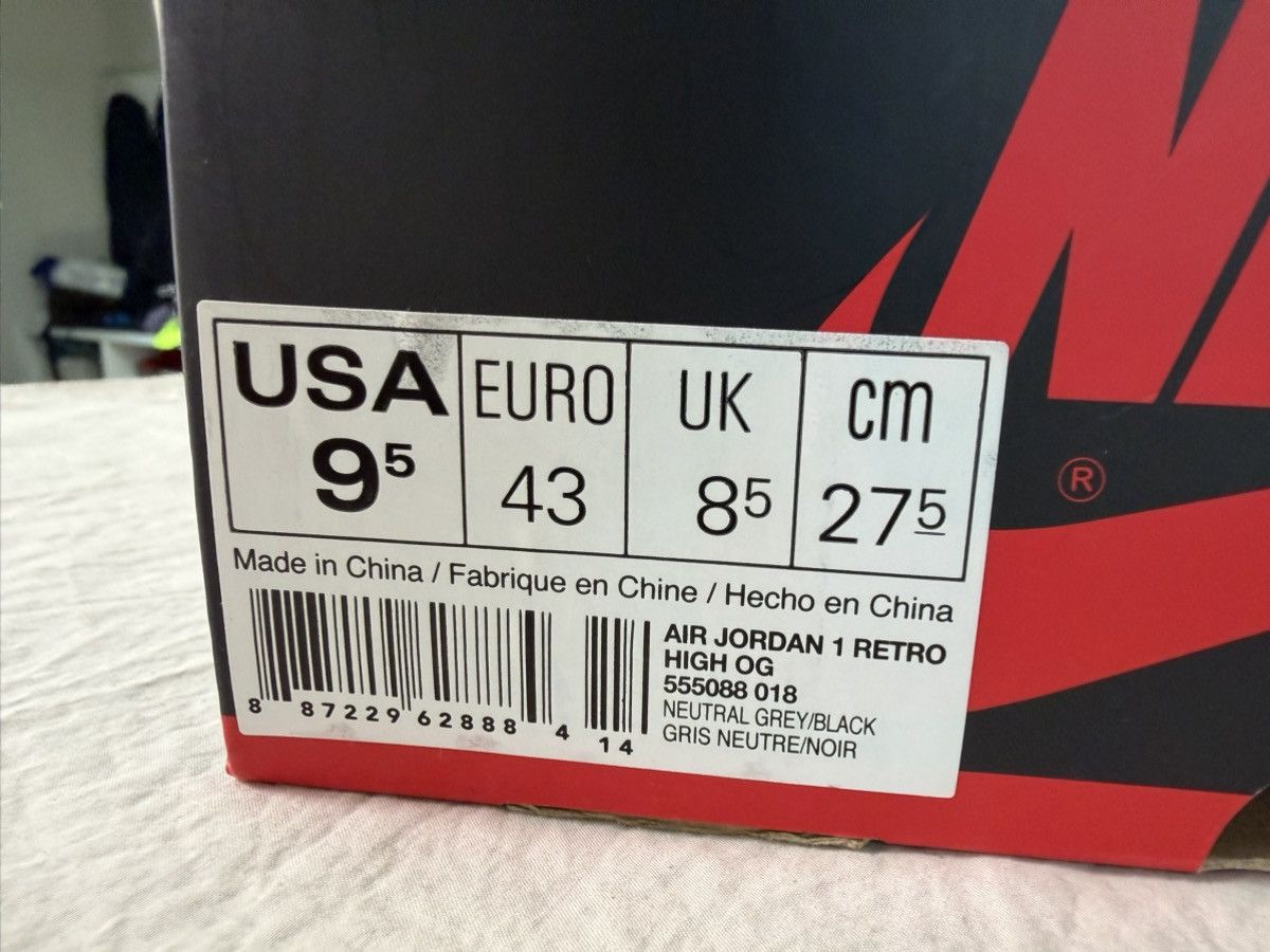 Nike Nike Jordan 1 High Hyper Crimson Neutral Grey spiderman Size US 9.5 / EU 42-43 - 7 Thumbnail