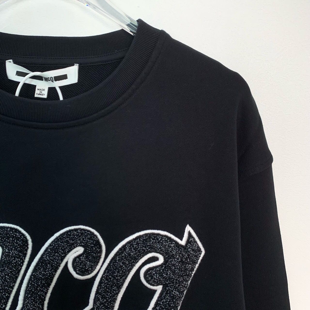 Alexander McQueen × MCQ Alexander McQueen McQ Black Embroidered Logo Sweatshirt Long Size US XS / EU 42 / 0 - 5 Thumbnail