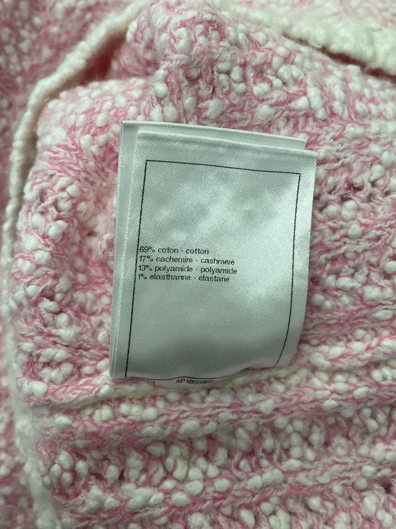 Chanel 24P pink and white color-blocked knitted sweater