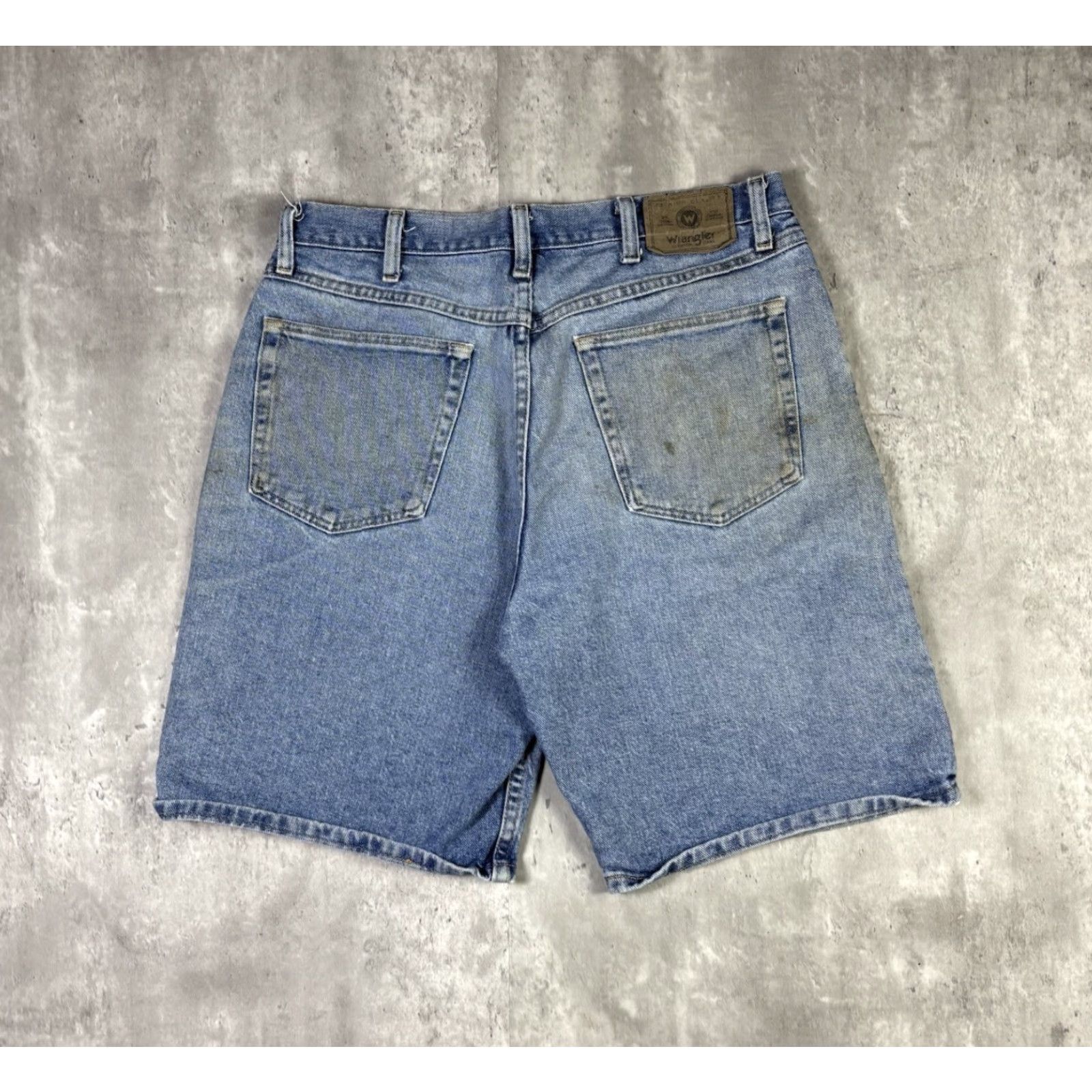 Wrangler VINTAGE Wrangler Jeans Shorts Jorts Baggy Wide Leg Workwear 32 2000s Blue Denim Cargo 90s Mens Size US 32 / EU 48 - 2 Thumbnail
