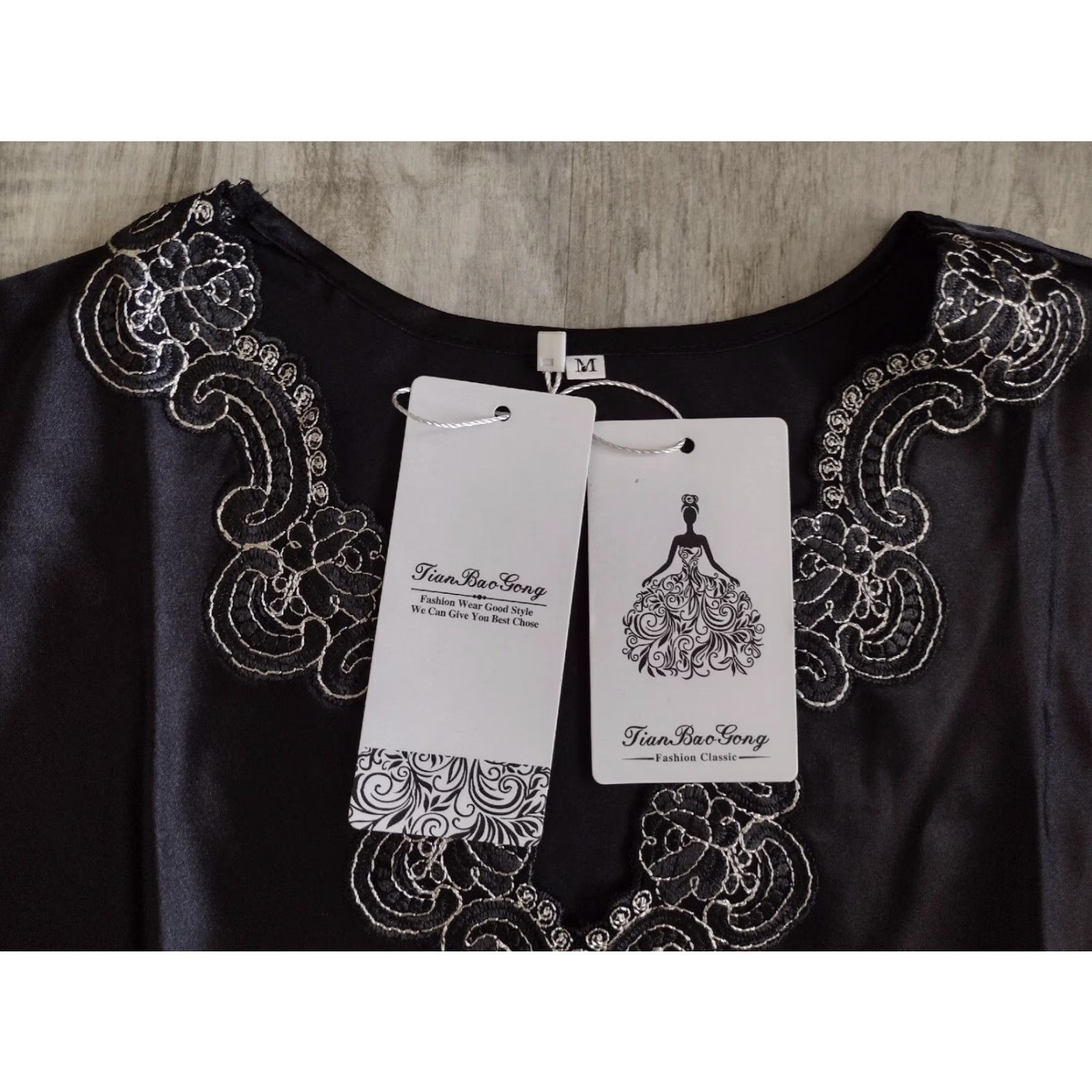 Vintage Tian Bao Gong Womens Pajamas Set 100% Polyester Black Floral Size M Intimate NWT Size ONE SIZE - 4 Thumbnail