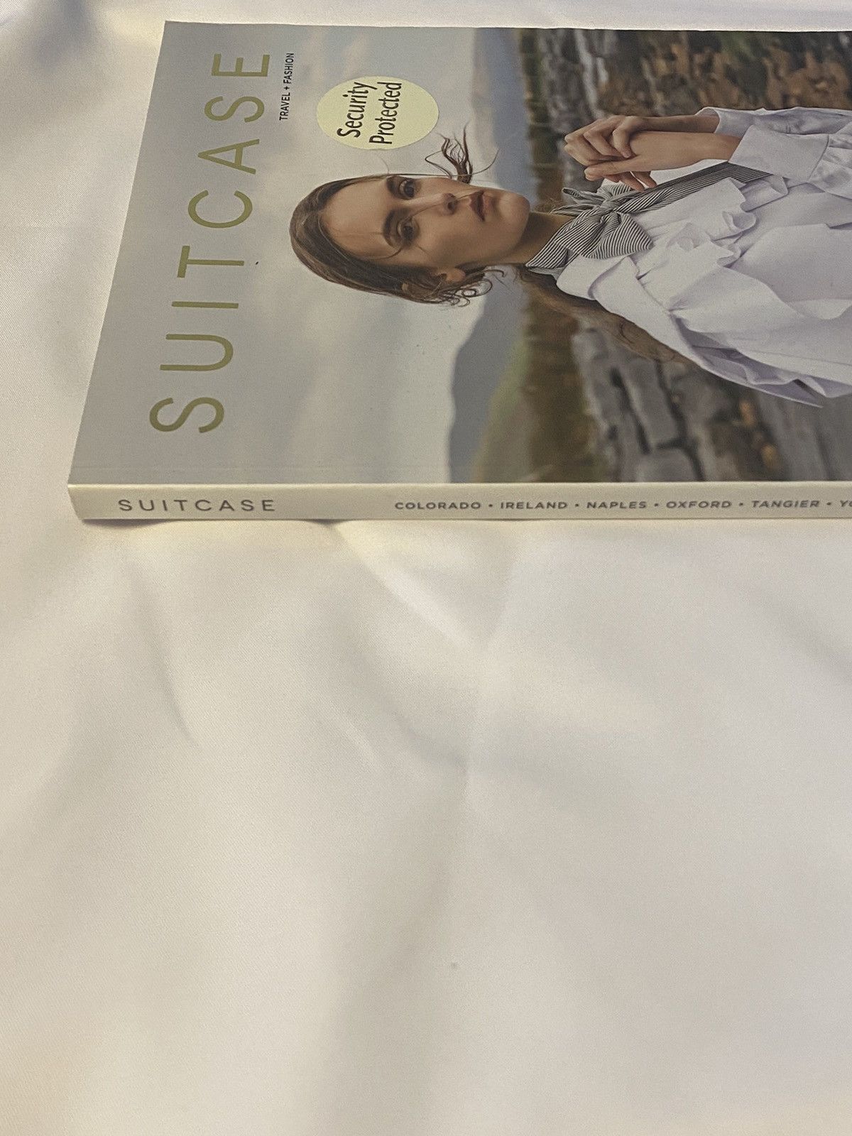 Designer Suitcase Magazine Vol. 17 Size ONE SIZE - 3 Thumbnail