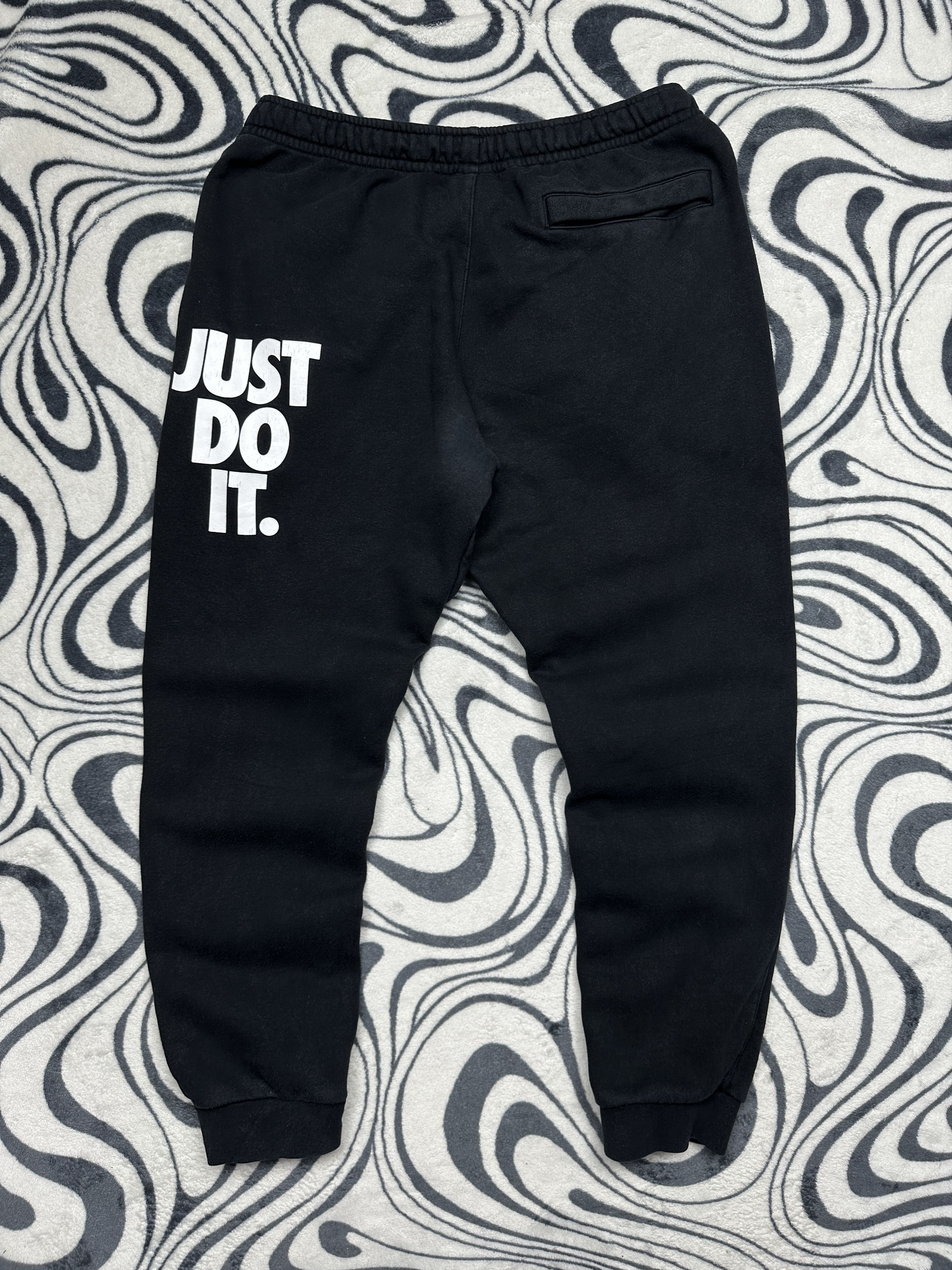 Nike Nike Sweatpants Mens Cotton Baggy Track Pants Y2K Size US 34 / EU 50 - 1 Thumbnail