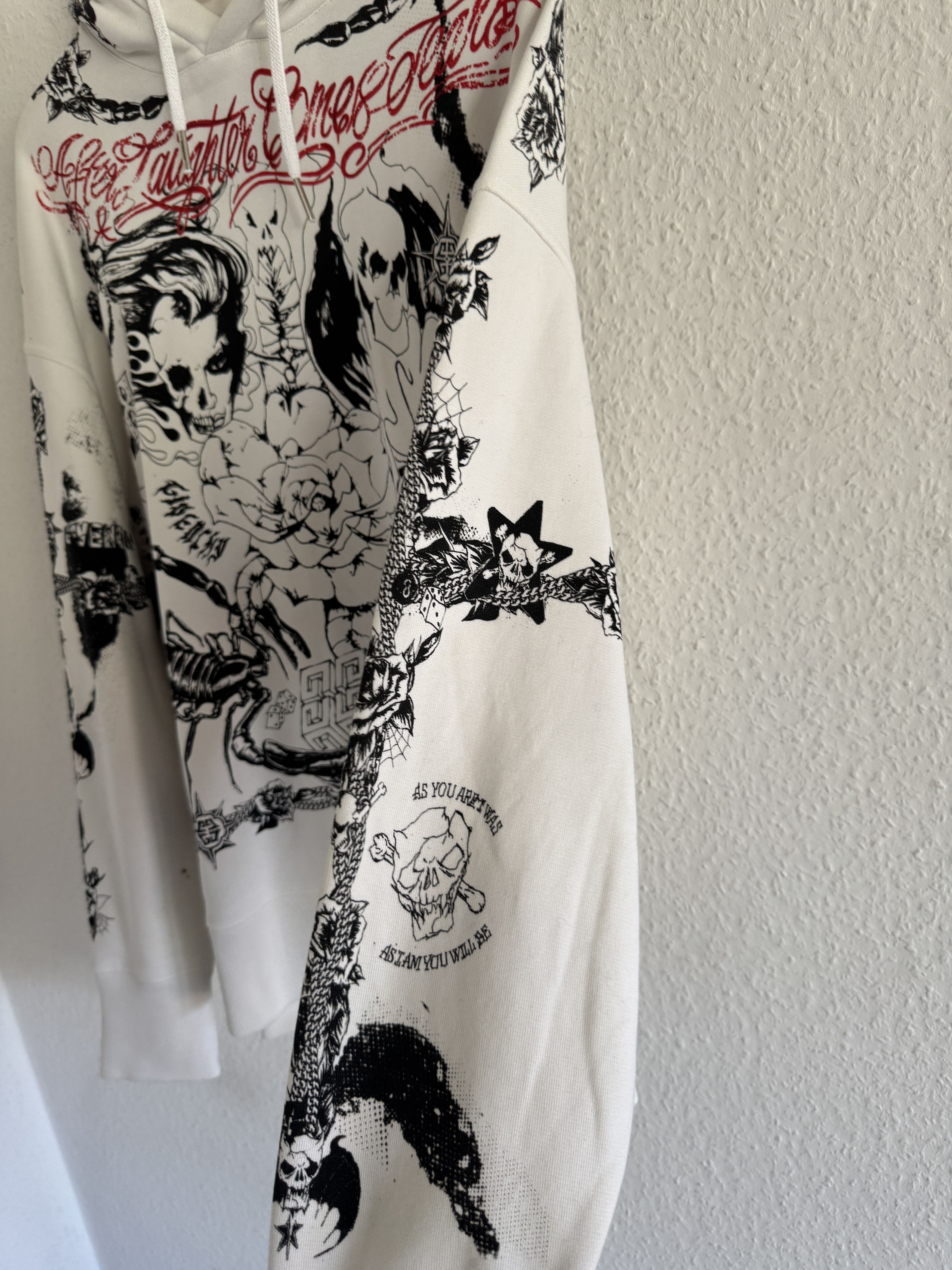Givenchy Givenchy All Over Graphic Hoodie – White Size US S / EU 44-46 / 1 - 7 Thumbnail