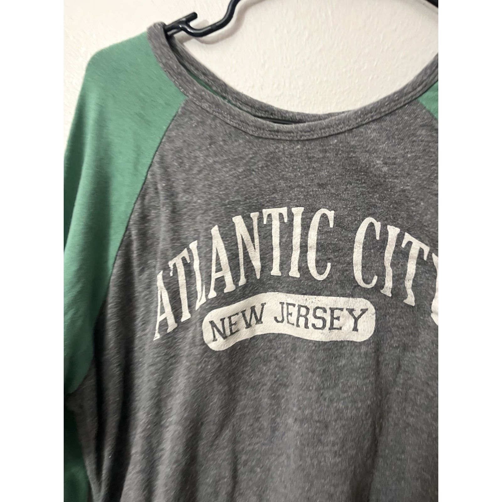 Vintage MV Sports Atlantic City Two Tone Gray & Green Destination Tee Size XL Mens Size XL / US 12-14 / IT 48-50 - 2 Thumbnail