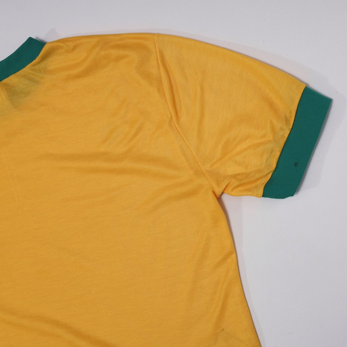 Other Trophae Brasil Vintage Soccer Football Jersey Shirt Brazil Size US L / EU 52-54 / 3 - 13 Thumbnail