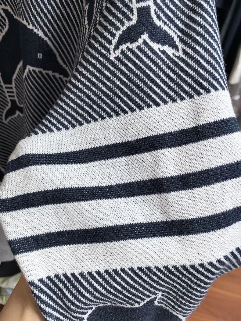Thom Browne Thom Browne size3 Dolphin four-barrel hoodie Size US L / EU 52-54 / 3 - 3 Thumbnail