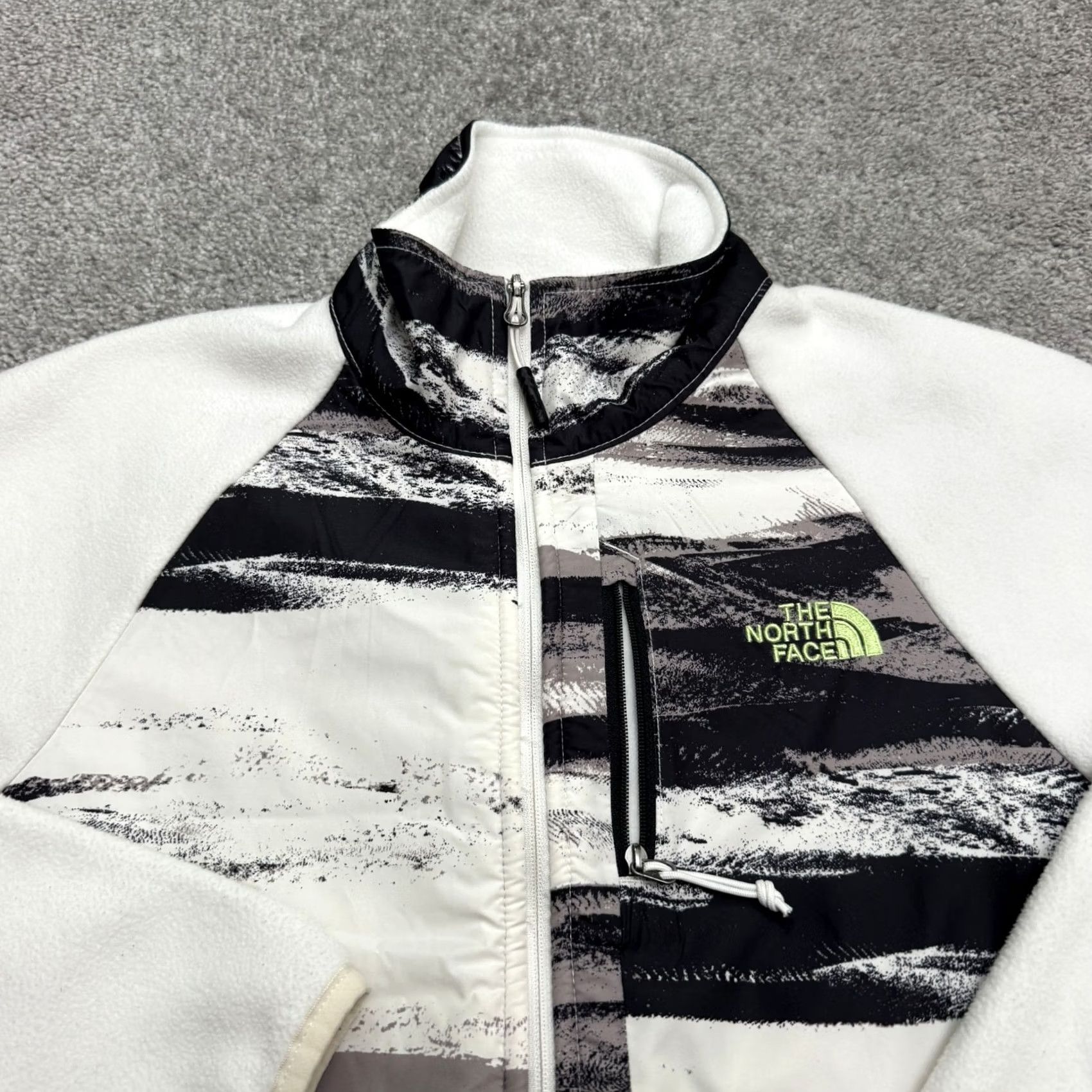 The North Face The North Face Jacket Womens Small Black White BrushStroke Fleece Full Zip Agave Size S / US 4 / IT 40 - 3 Thumbnail