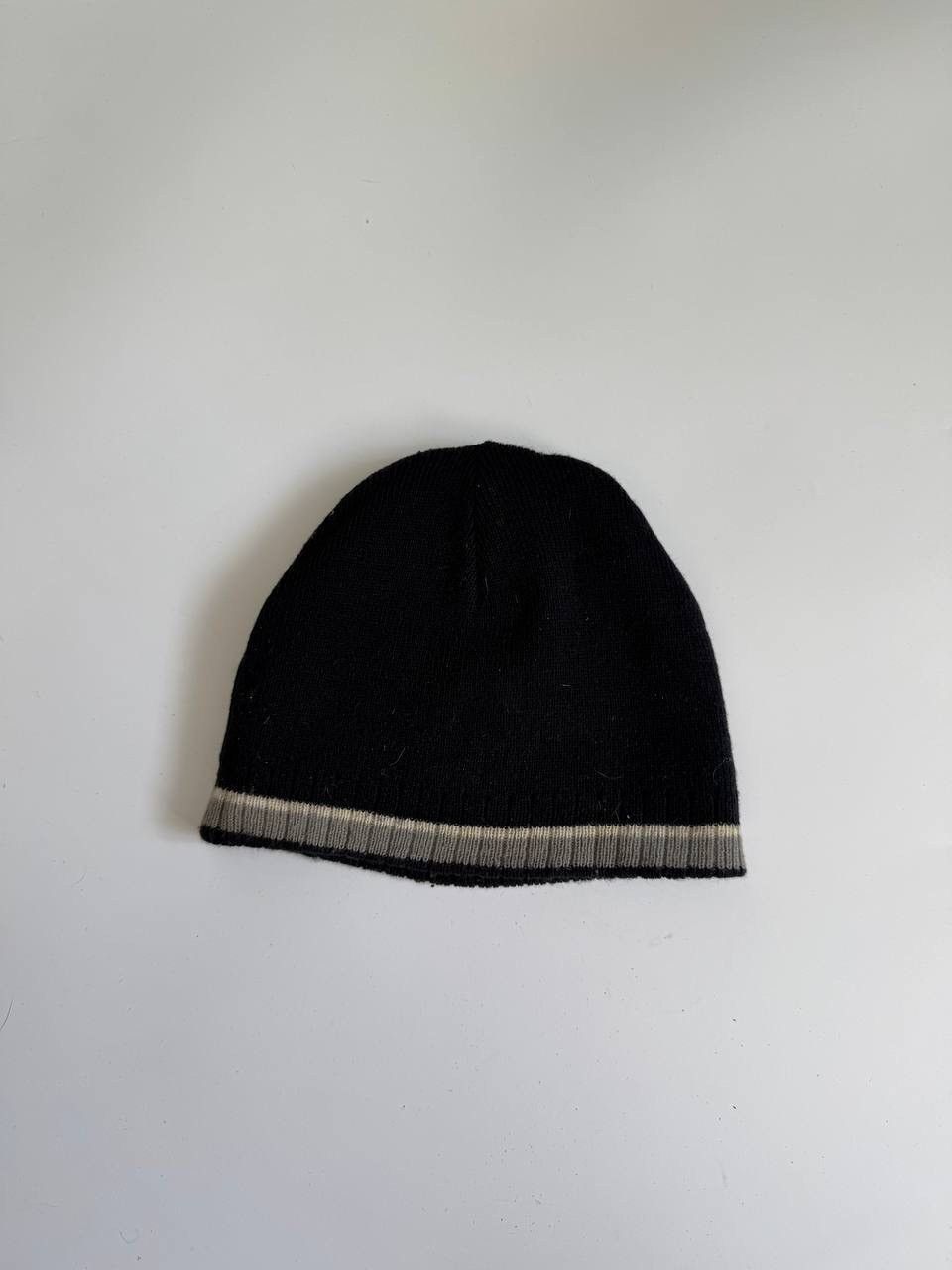 New York Yankees Vintage New York Yankees Two side winter hat OS Size ONE SIZE - 4 Thumbnail