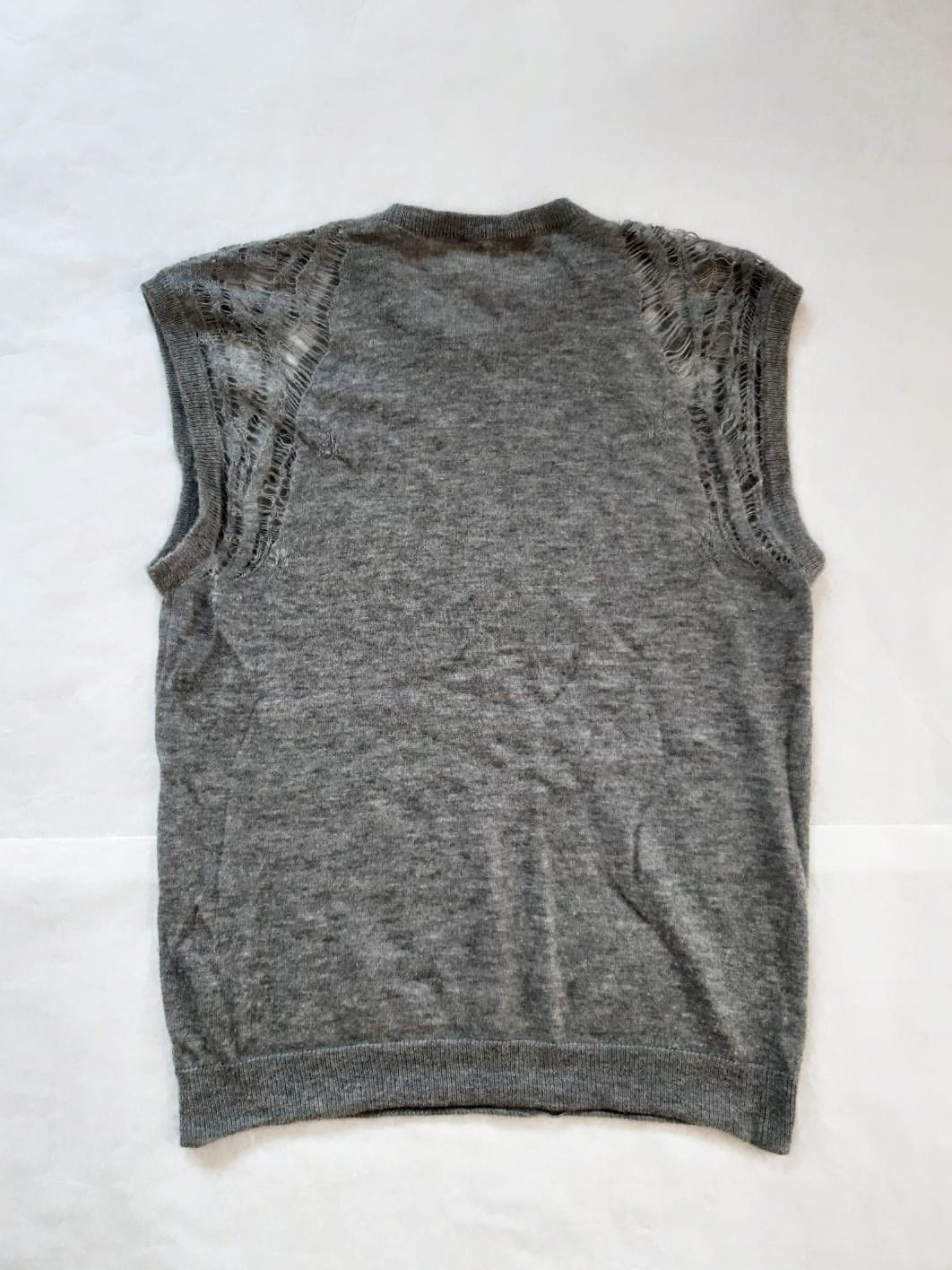 Dior × Hedi Slimane Dior Homme 100% Cashmere Grunge Knit Vest SS 2006 Runway Size US S / EU 44-46 / 1 - 3 Thumbnail