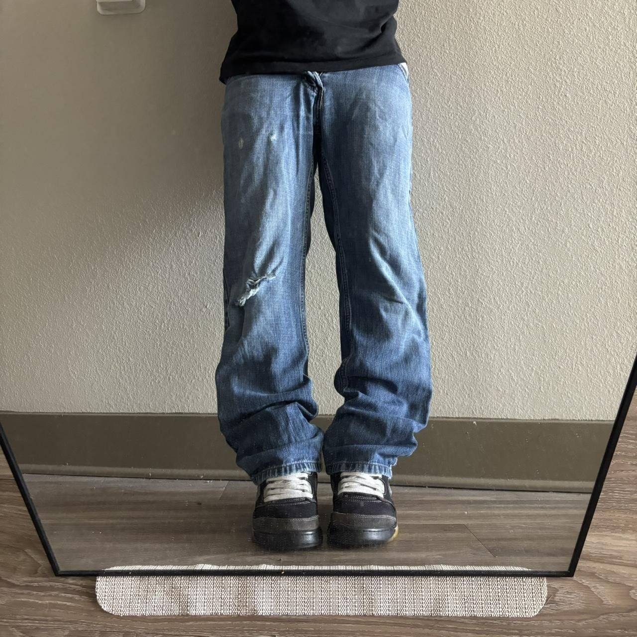 Tommy Hilfiger Crazy Vintage Y2K/2000s Medium Wash Tommy Hilfiger Essential Denim Jeans! 29x30 Size US 29 - 1 Thumbnail