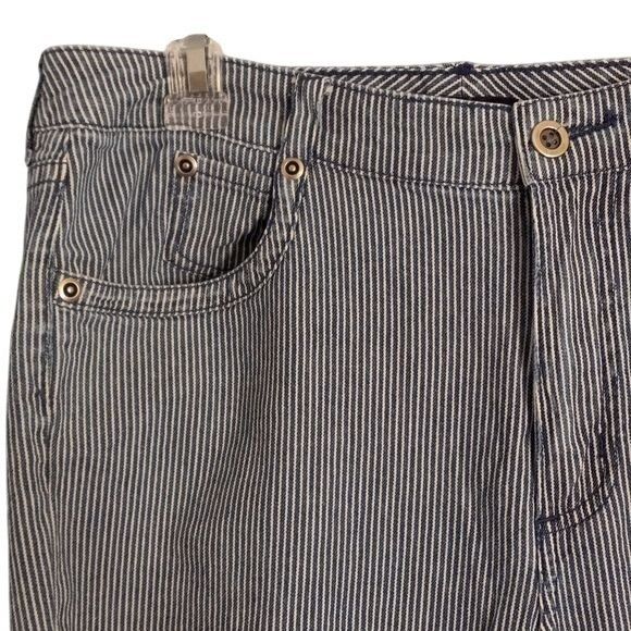Chicos Chicos Size 1 Medium Capri Jeans Denim Blue White Striped Li Size 32" / US 10 / IT 46 - 4 Thumbnail