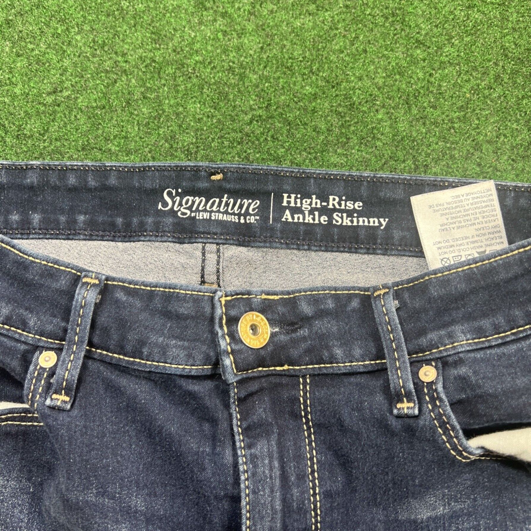 Levi's Levi's High-Rise Ankle Skinny Jeans Women's 16 Dark Wash Denim w/ Fade Size 38" / US 16 / IT 52 - 4 Thumbnail